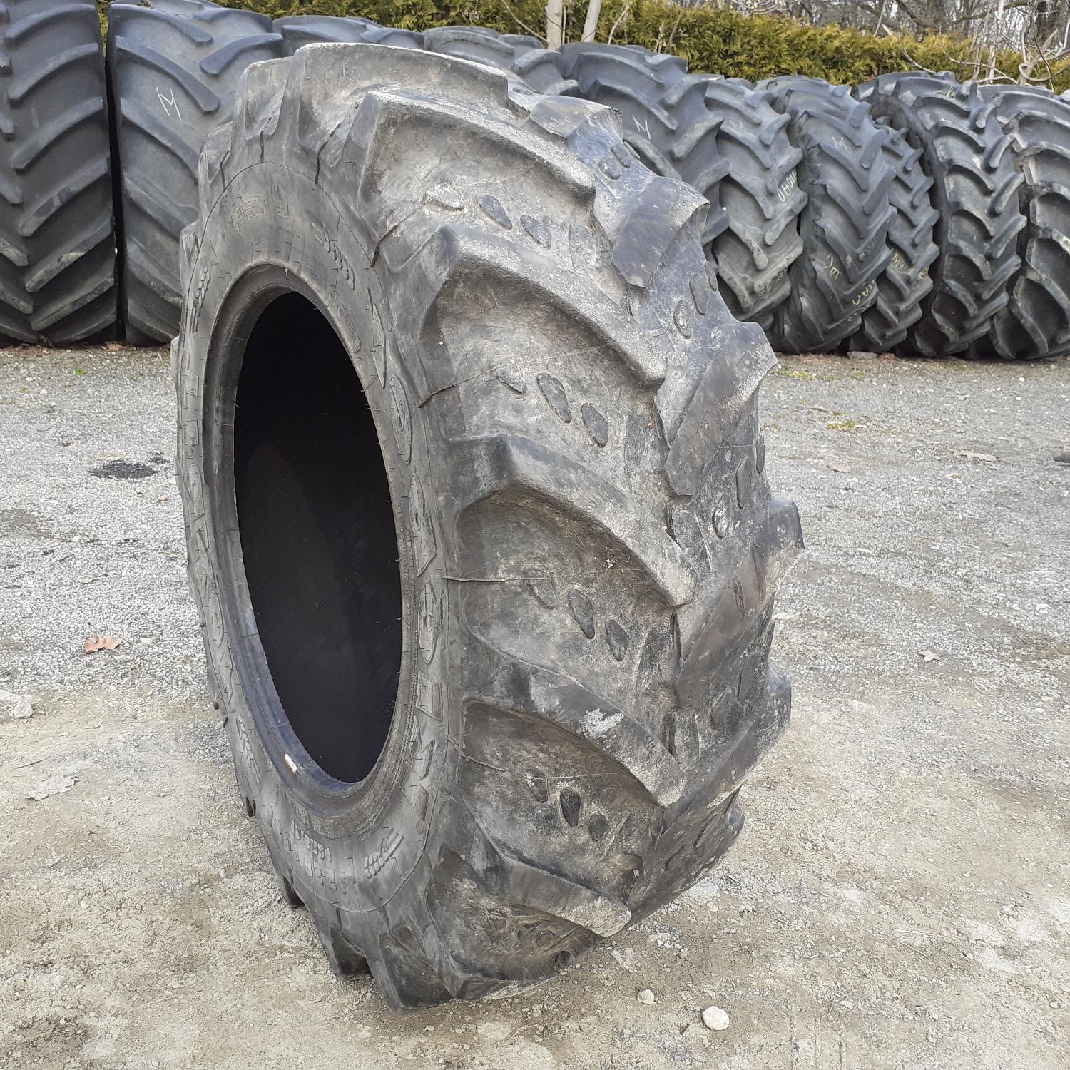  Cauciucuri 340/85R24 Kleber