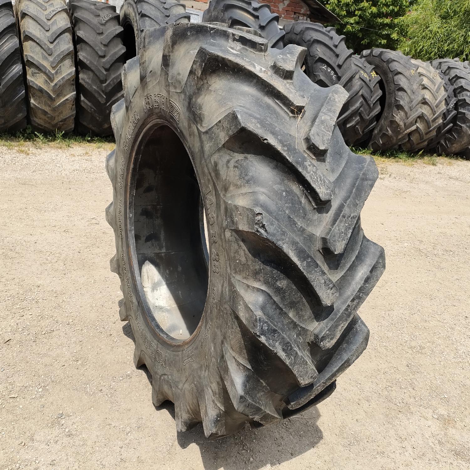  Cauciucuri 14.9R28 (380/85R28) Vredestein