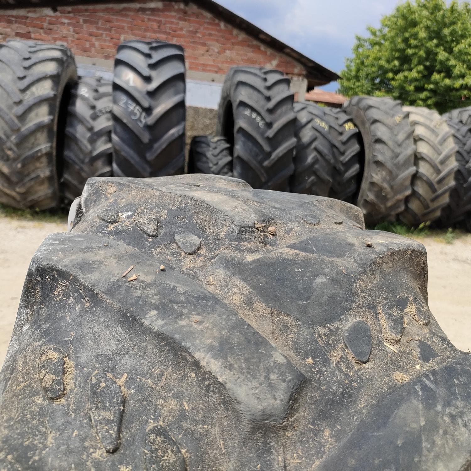  Cauciucuri 320/85R20 Kleber