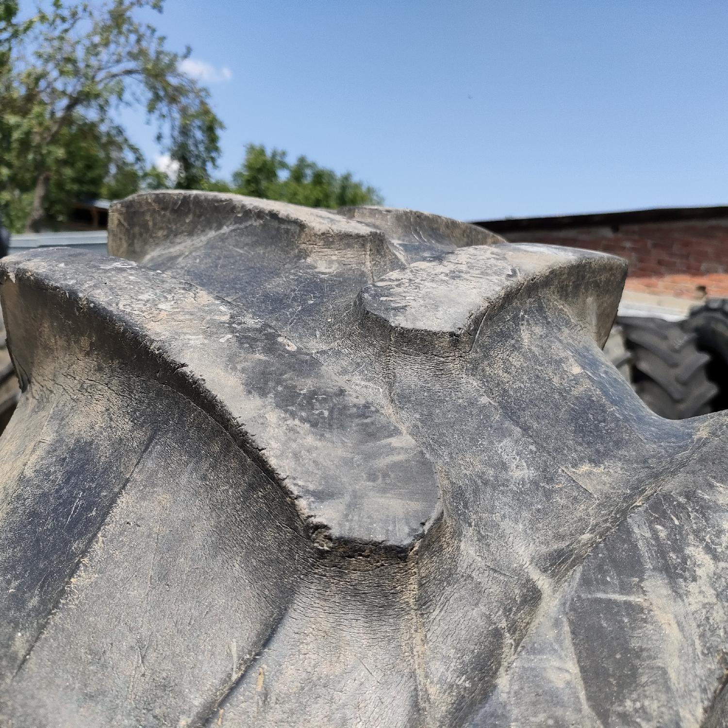  Cauciucuri 14.9R28 (380/85R28) Pirelli