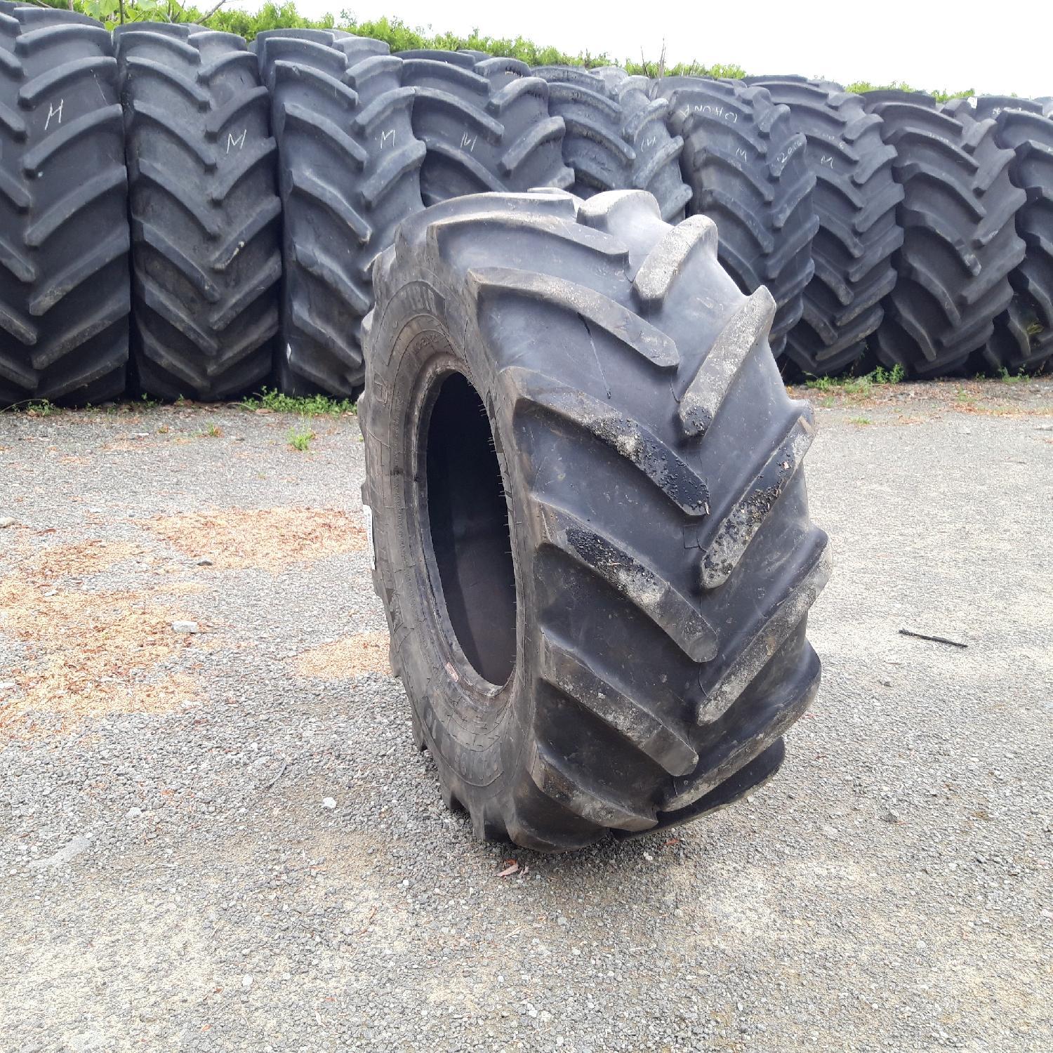  Cauciucuri 320/65R16 Michelin