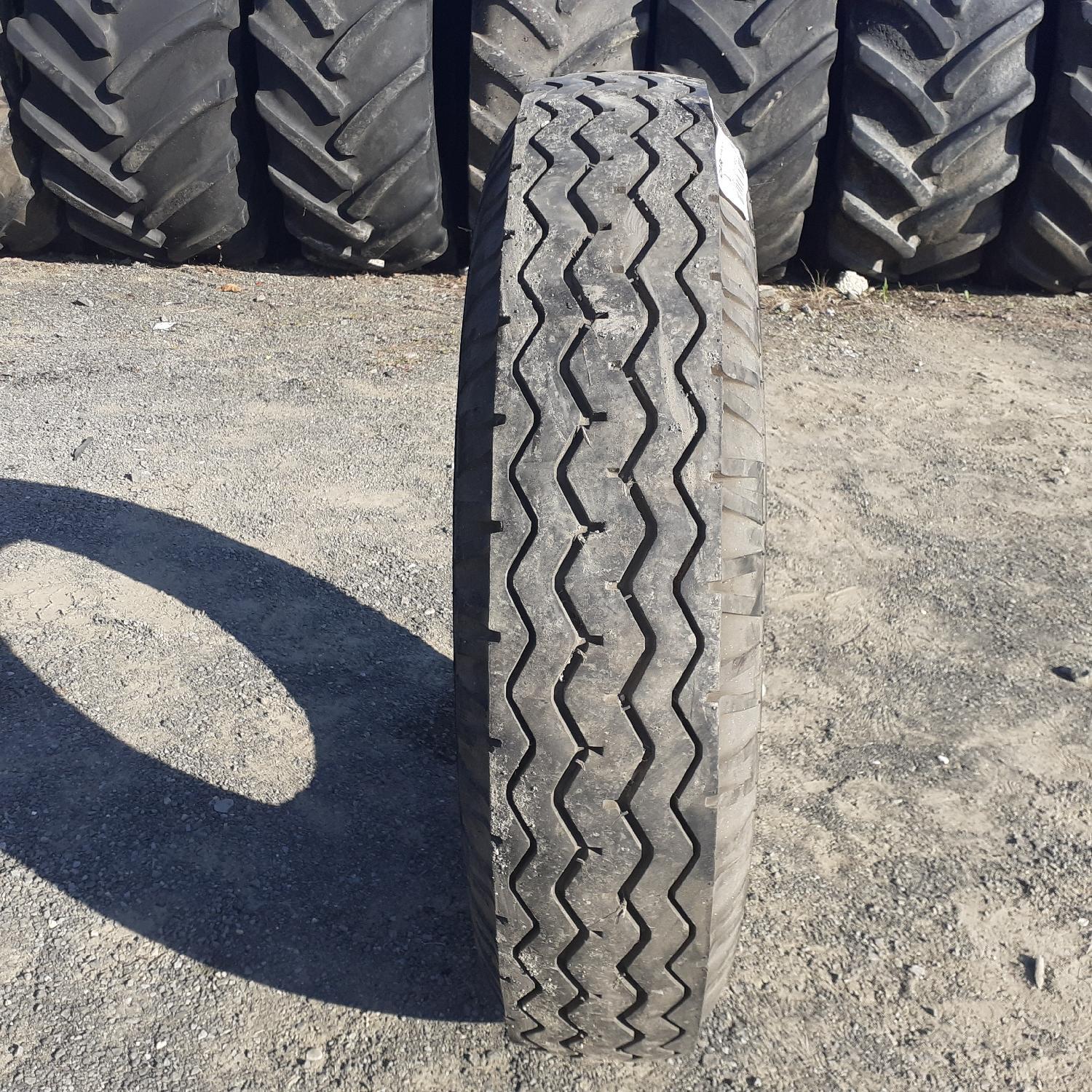  Cauciucuri 7.50-20  Pneumat