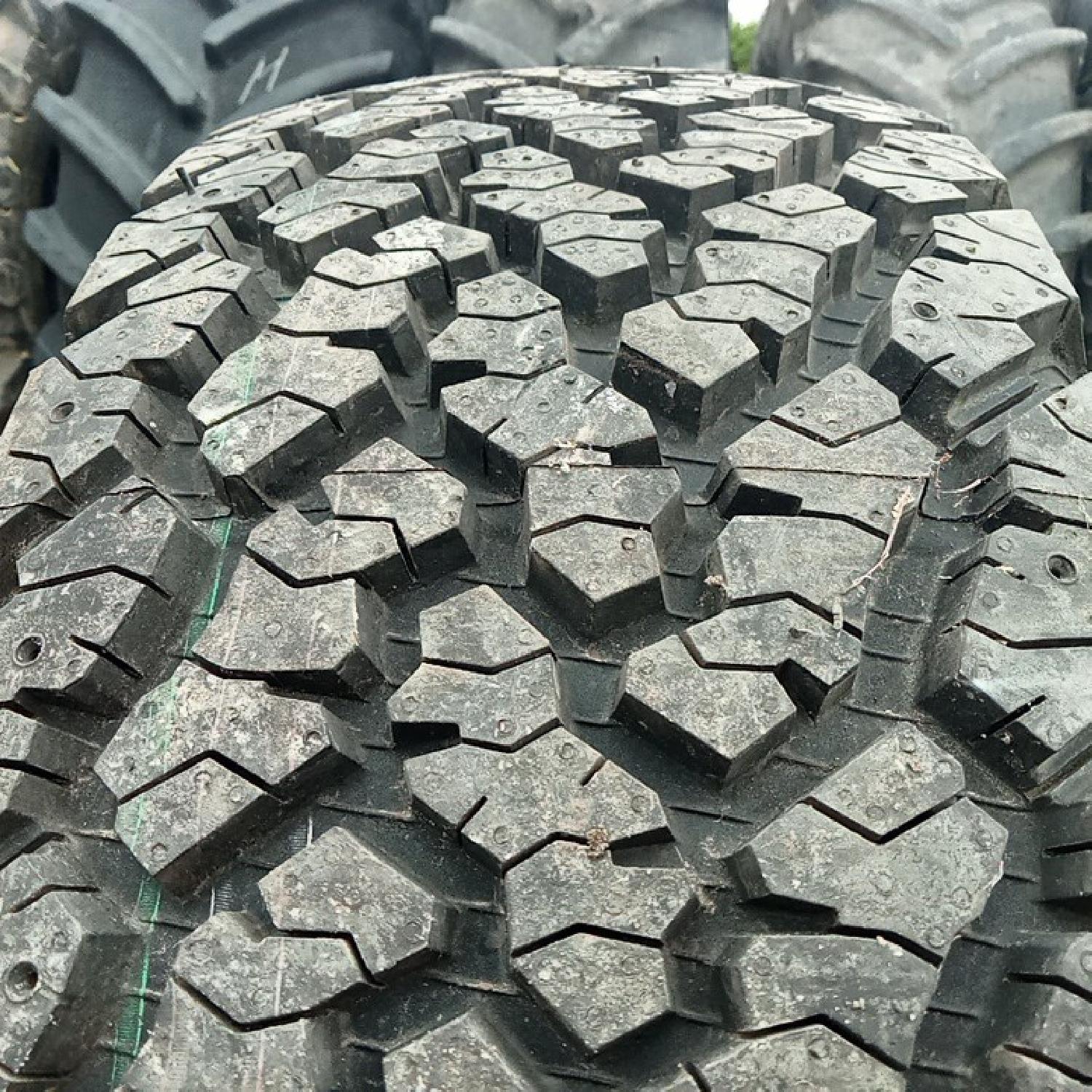  Cauciucuri 265/75R16 Universal