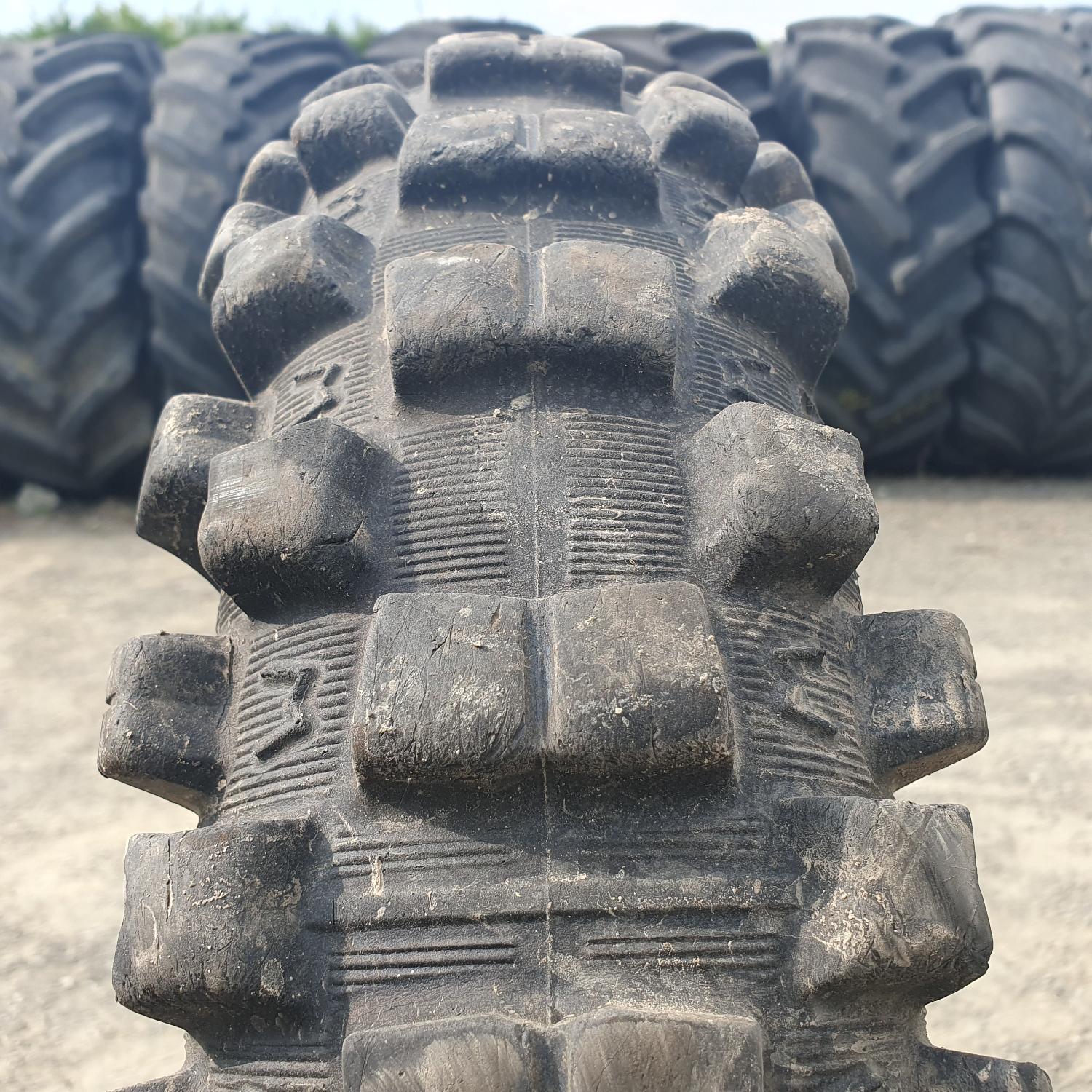  Cauciucuri 120/80-19 Michelin