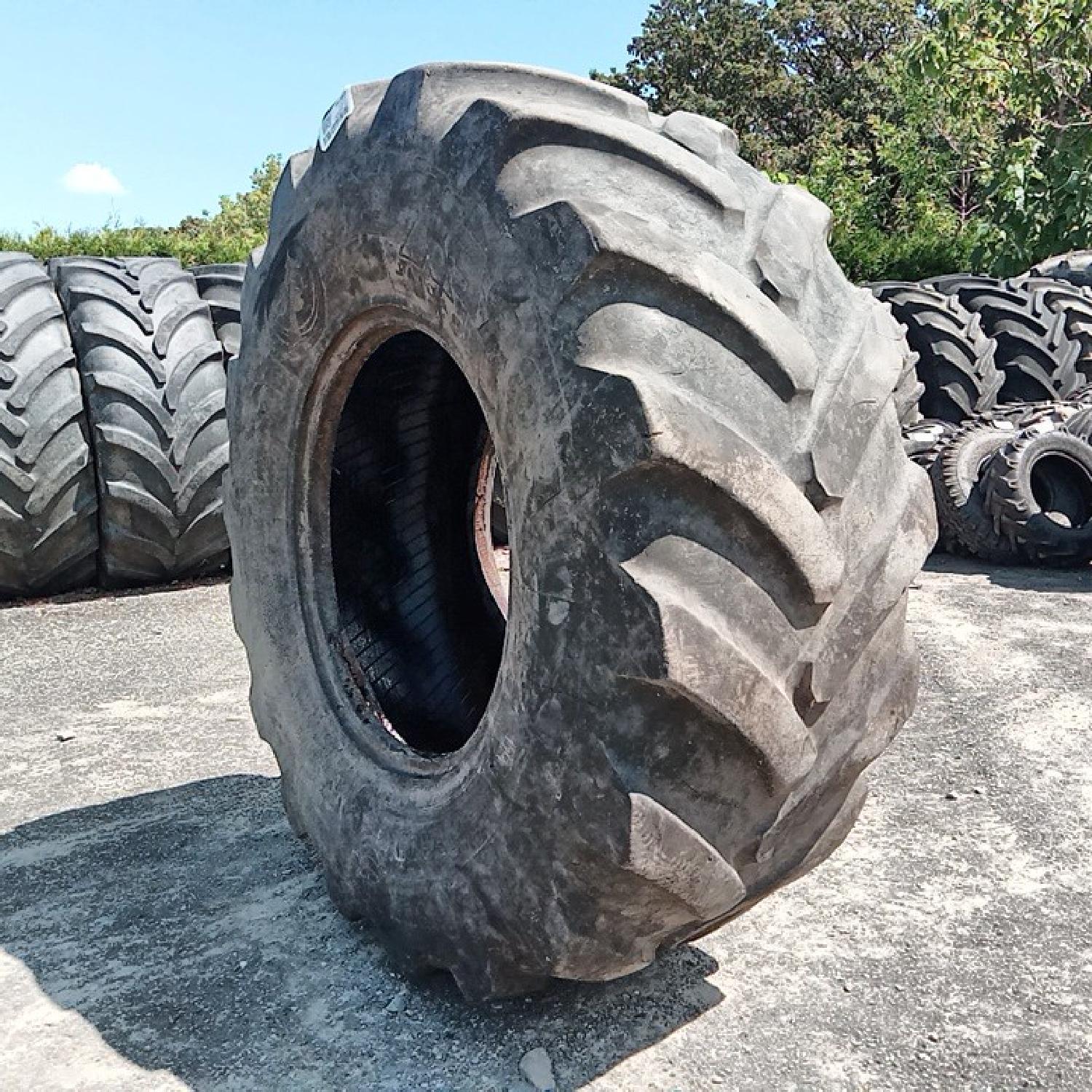  Cauciucuri 520/75R26 Michelin