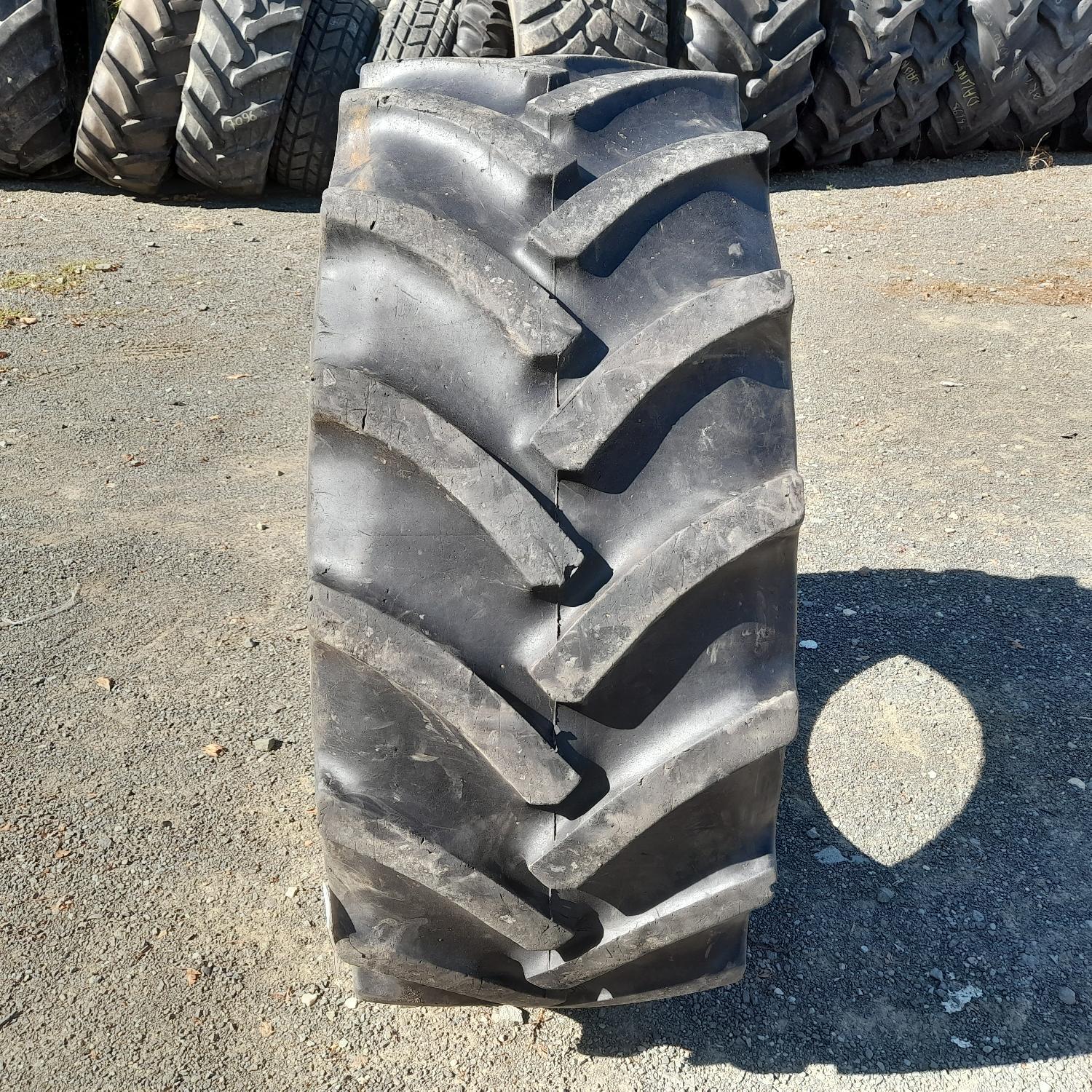  Cauciucuri 440/65R24  Mitas