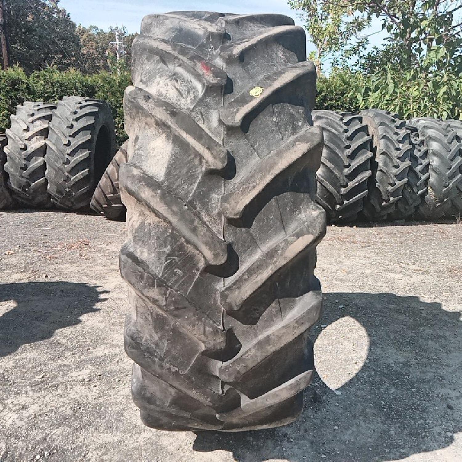  Cauciucuri 580/70R42 Pirelli