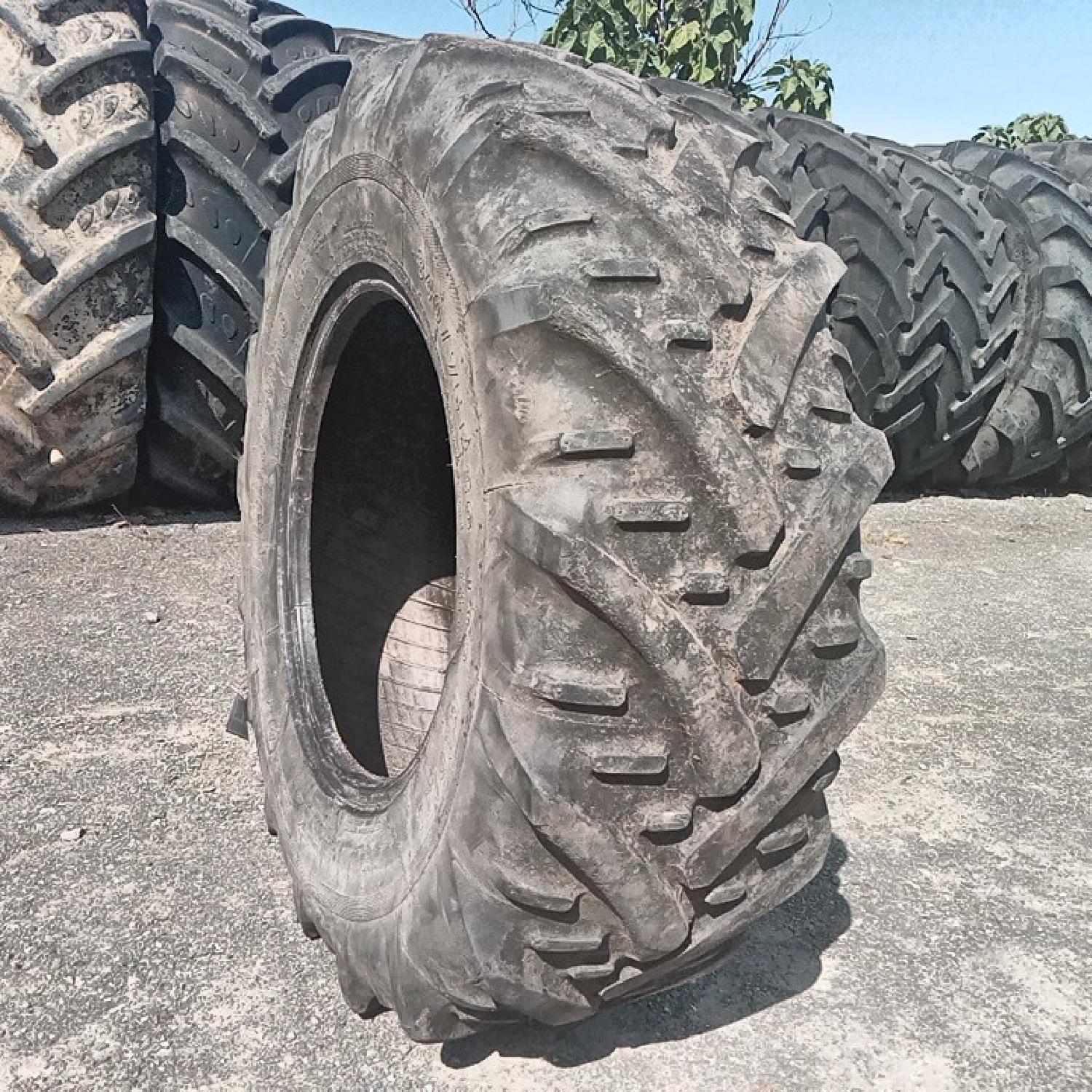  Cauciucuri 340/75R20 Kleber