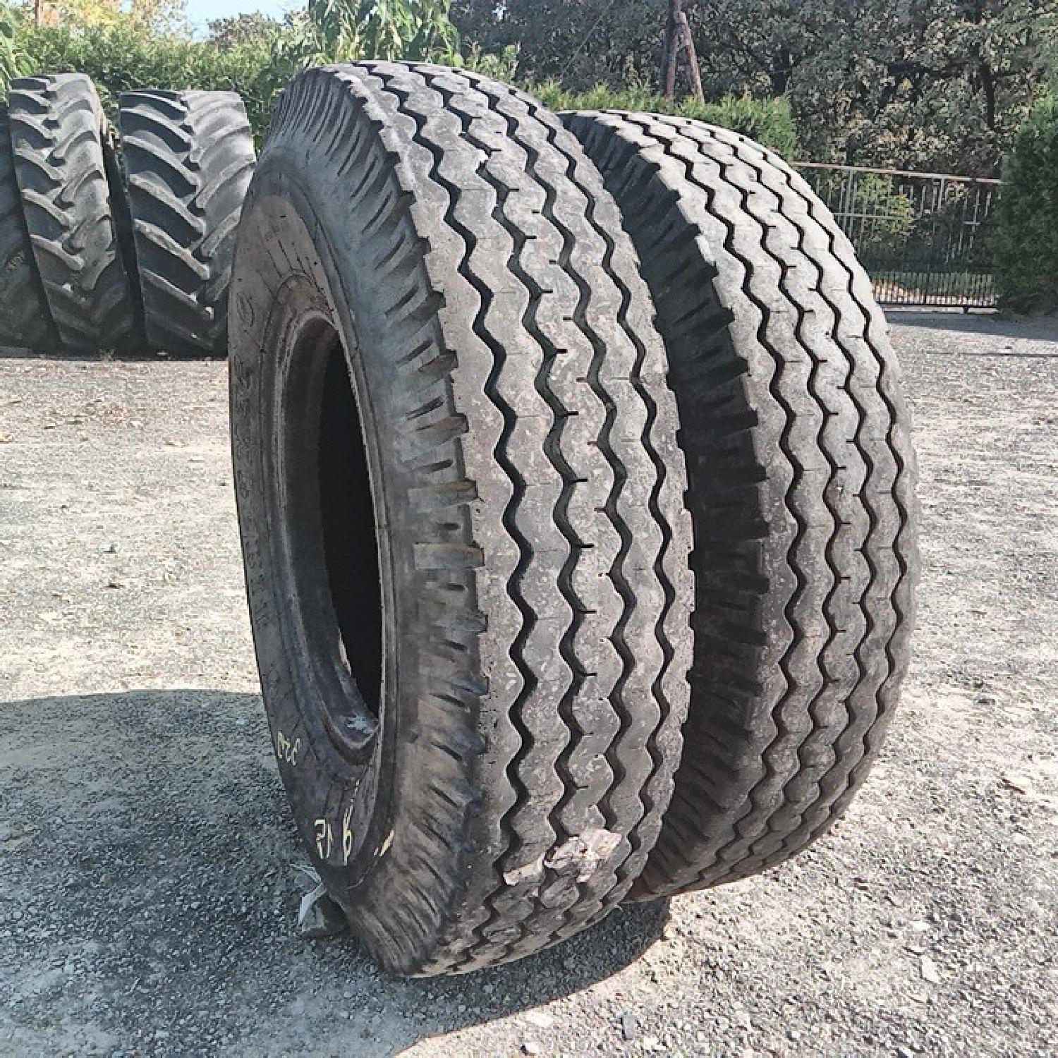  Cauciucuri 8.25-16  Semperit