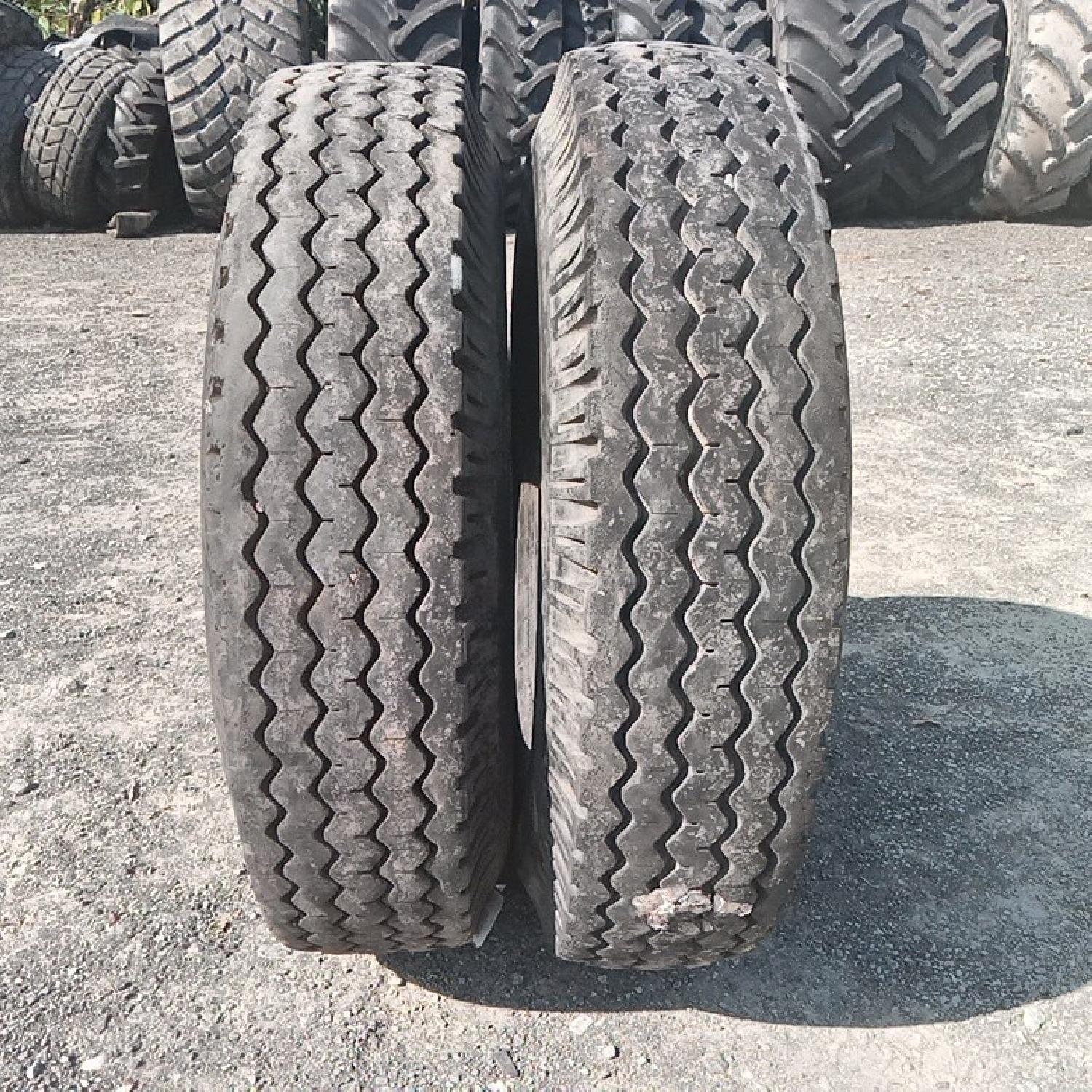  Cauciucuri 8.25-16  Semperit