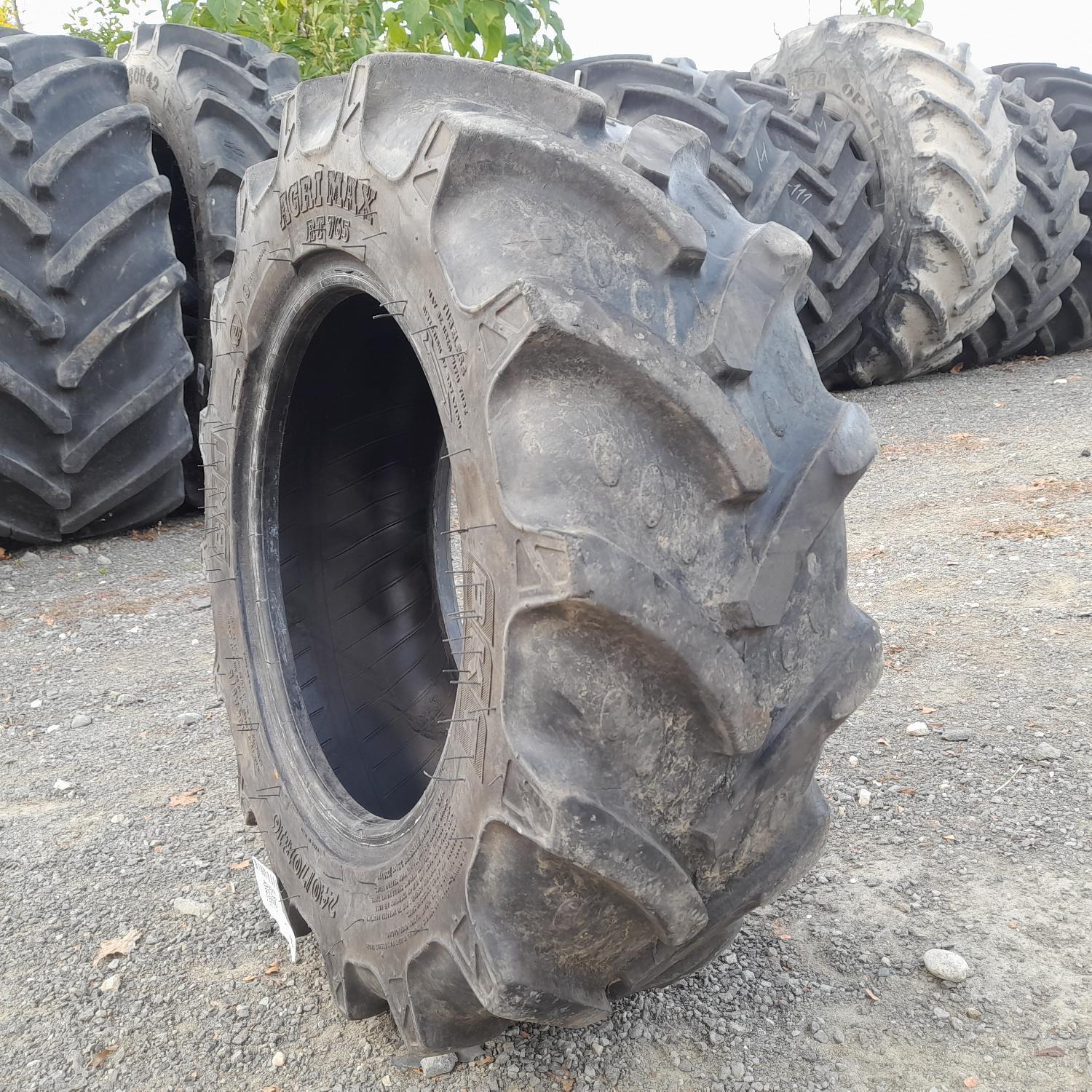  Cauciucuri 240/70R16 Bkt