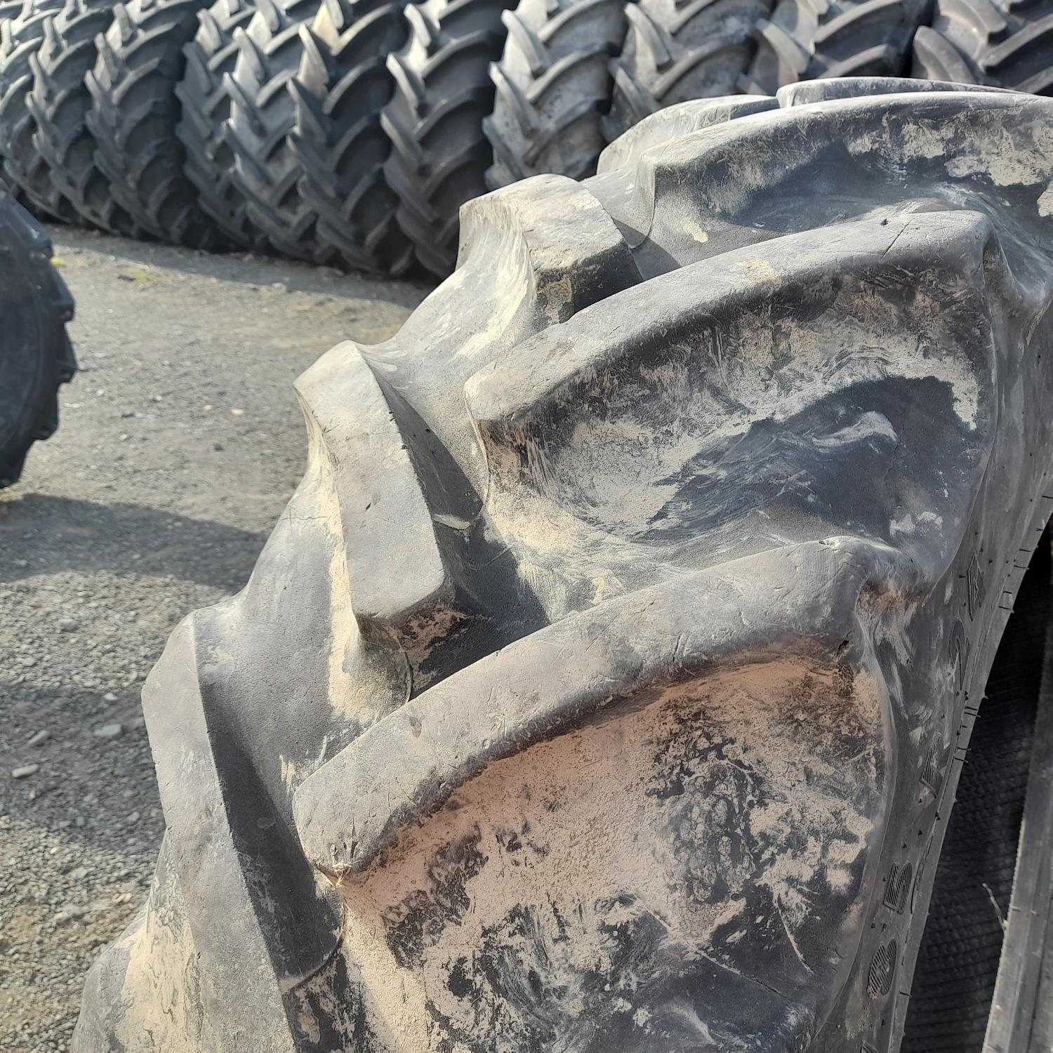  Cauciucuri 340/85R24 (13.6R24) Mitas