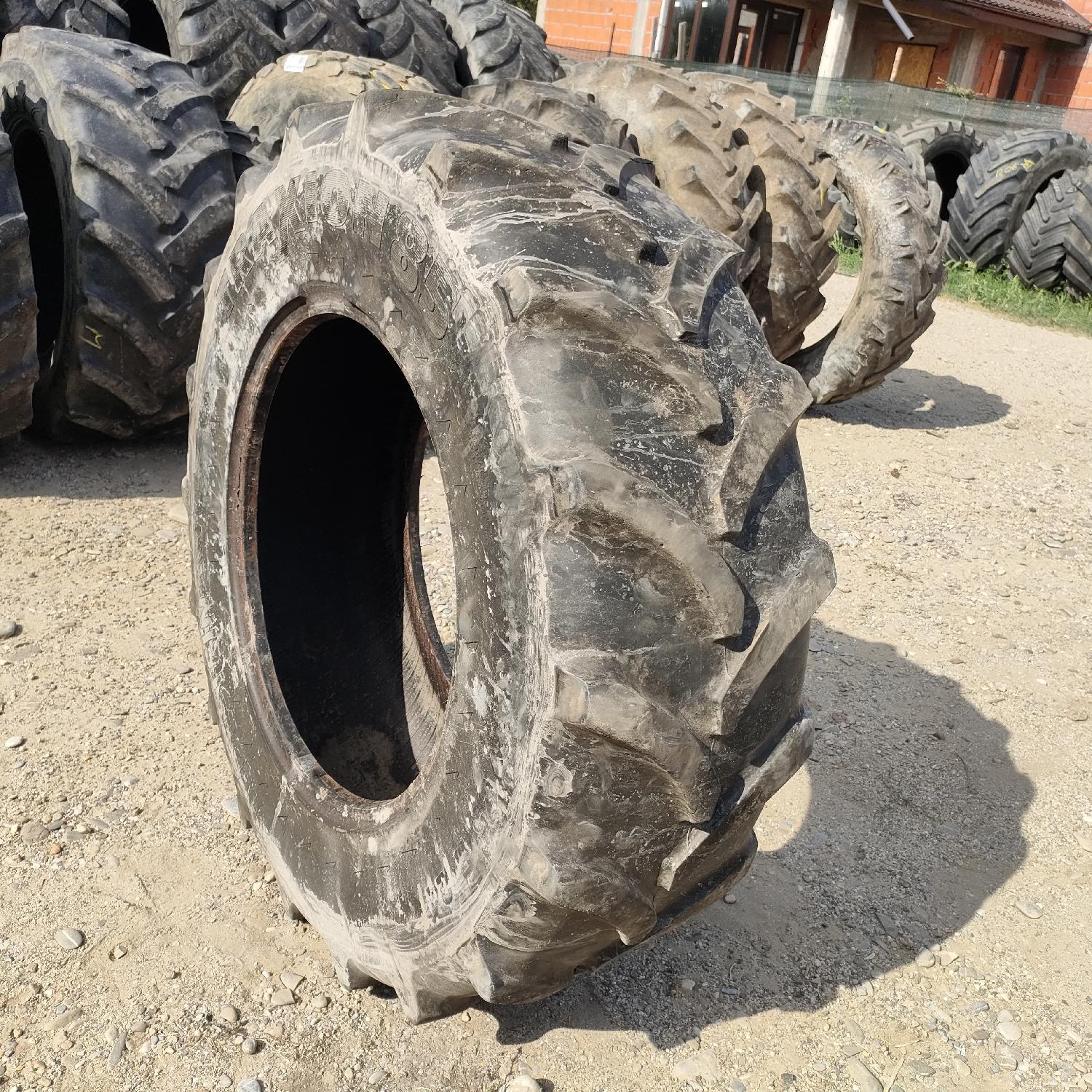  Cauciucuri 340/85R24 (13.6R24) Vredestein