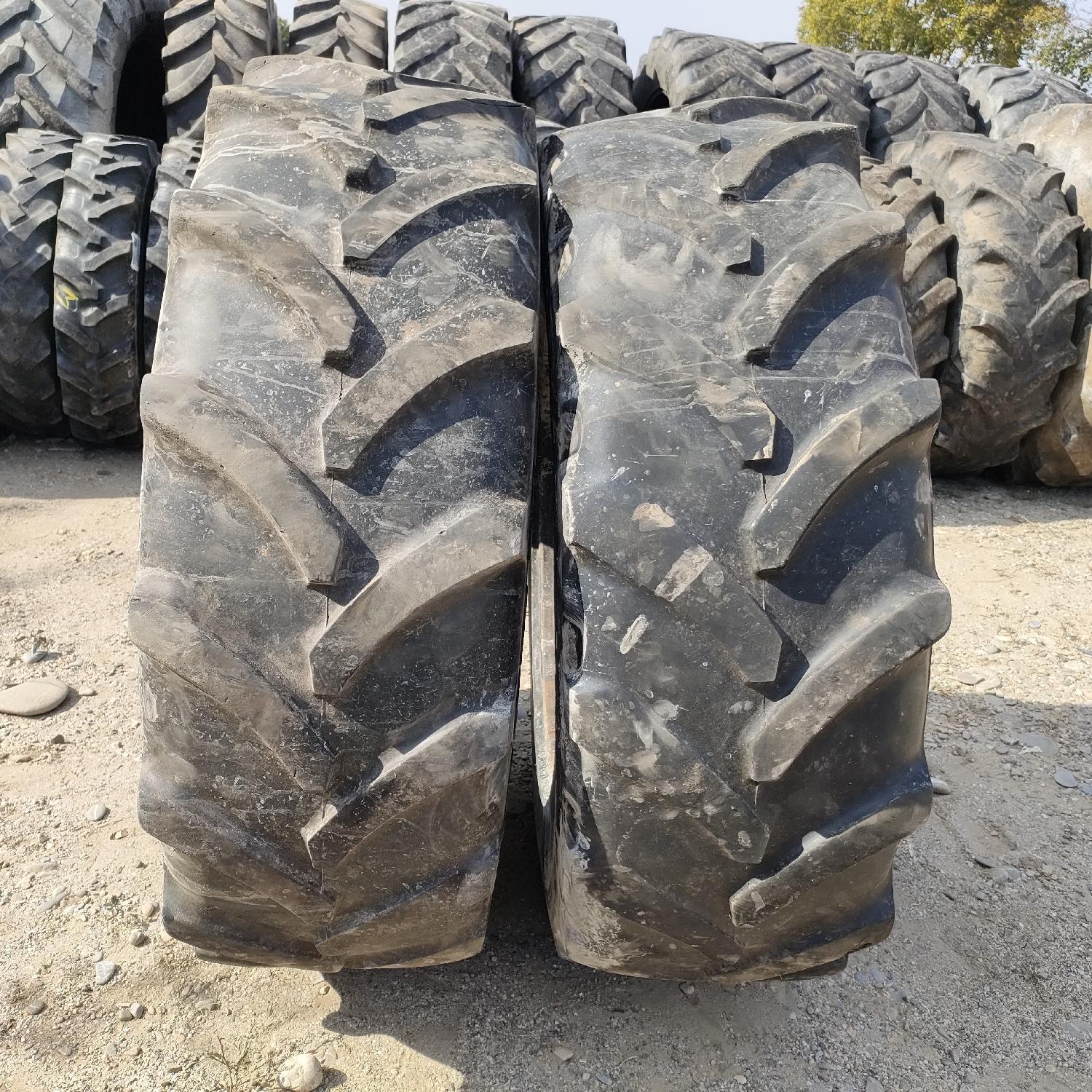  Cauciucuri 340/85R24 (13.6R24) Vredestein