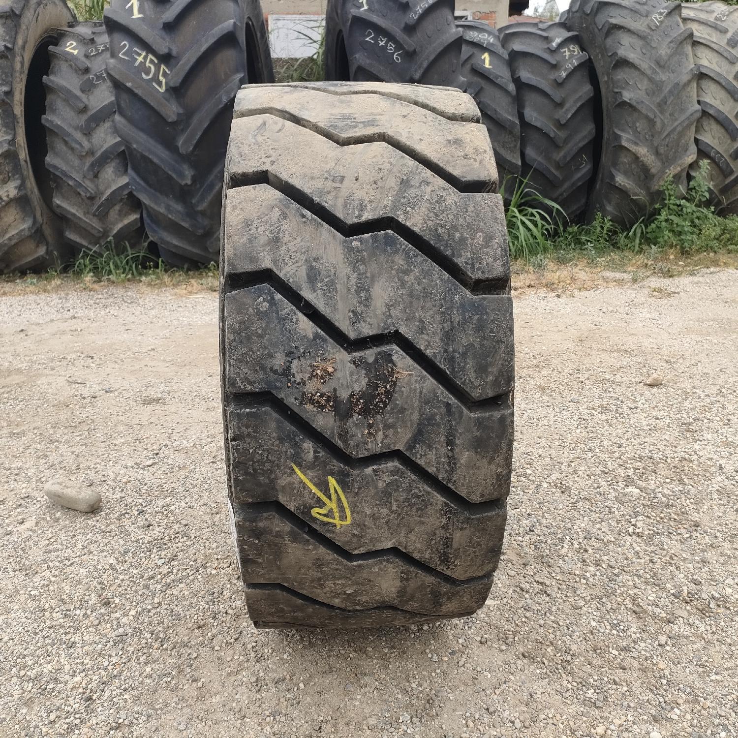  Cauciucuri 355/65R15 Michelin