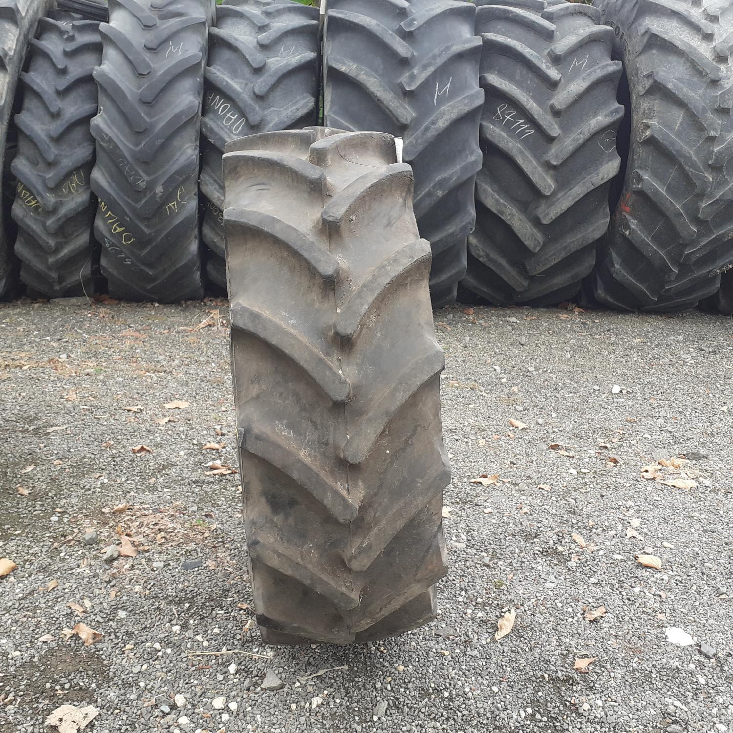  Cauciucuri 300/70R20 Continental