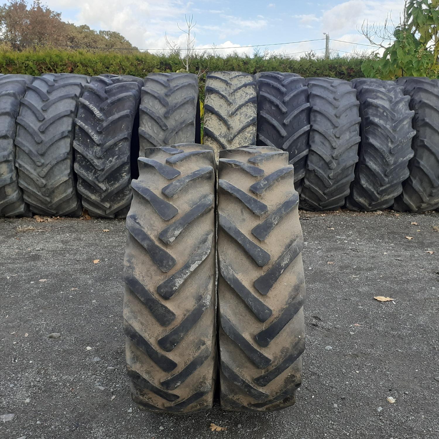  Cauciucuri 12.4-28 (320/85R28) Goodyear