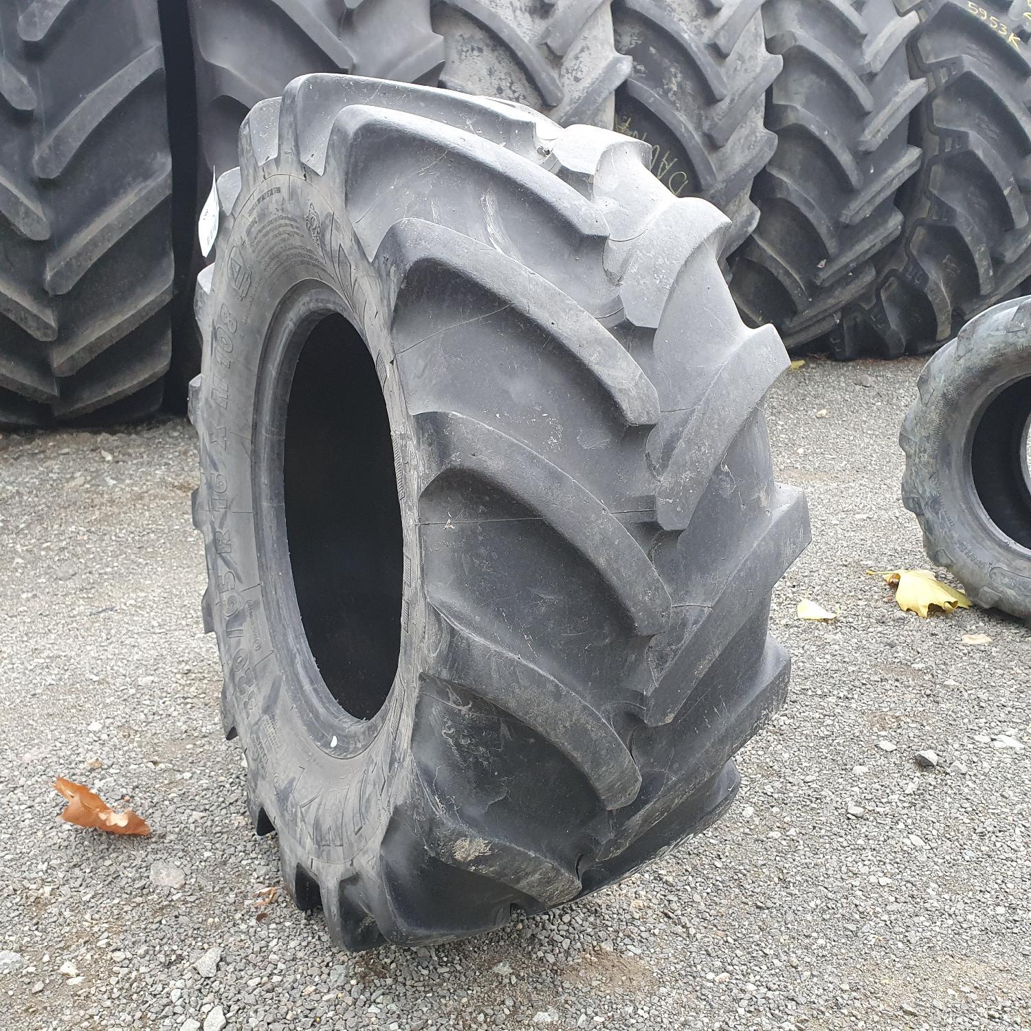  Cauciucuri 320/65R16 Michelin