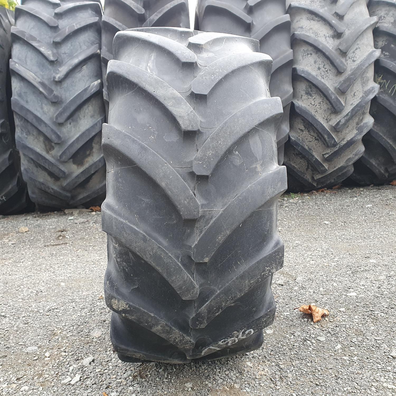  Cauciucuri 320/65R16 Michelin