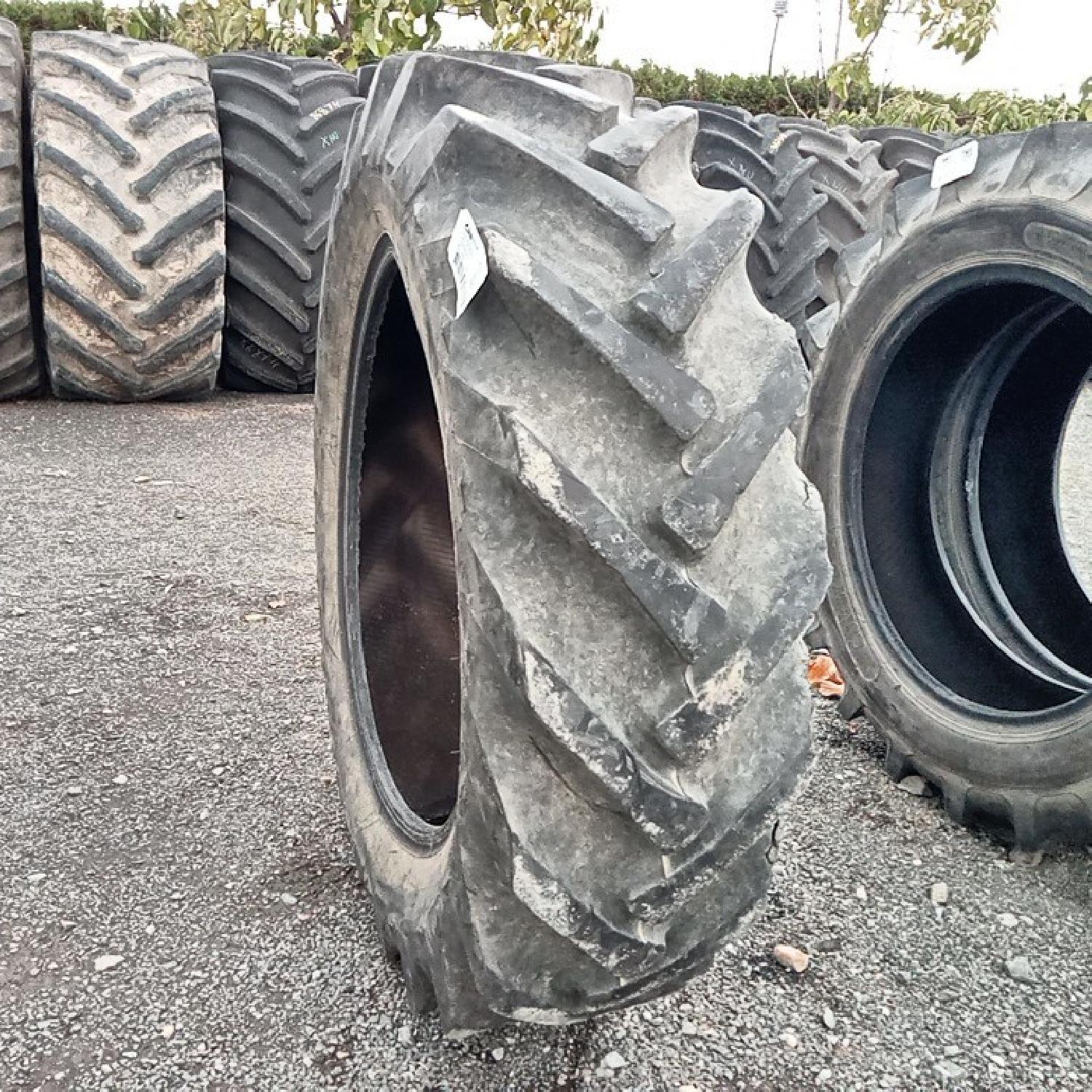  Cauciucuri 12.4-28 (320/85R28) Goodyear