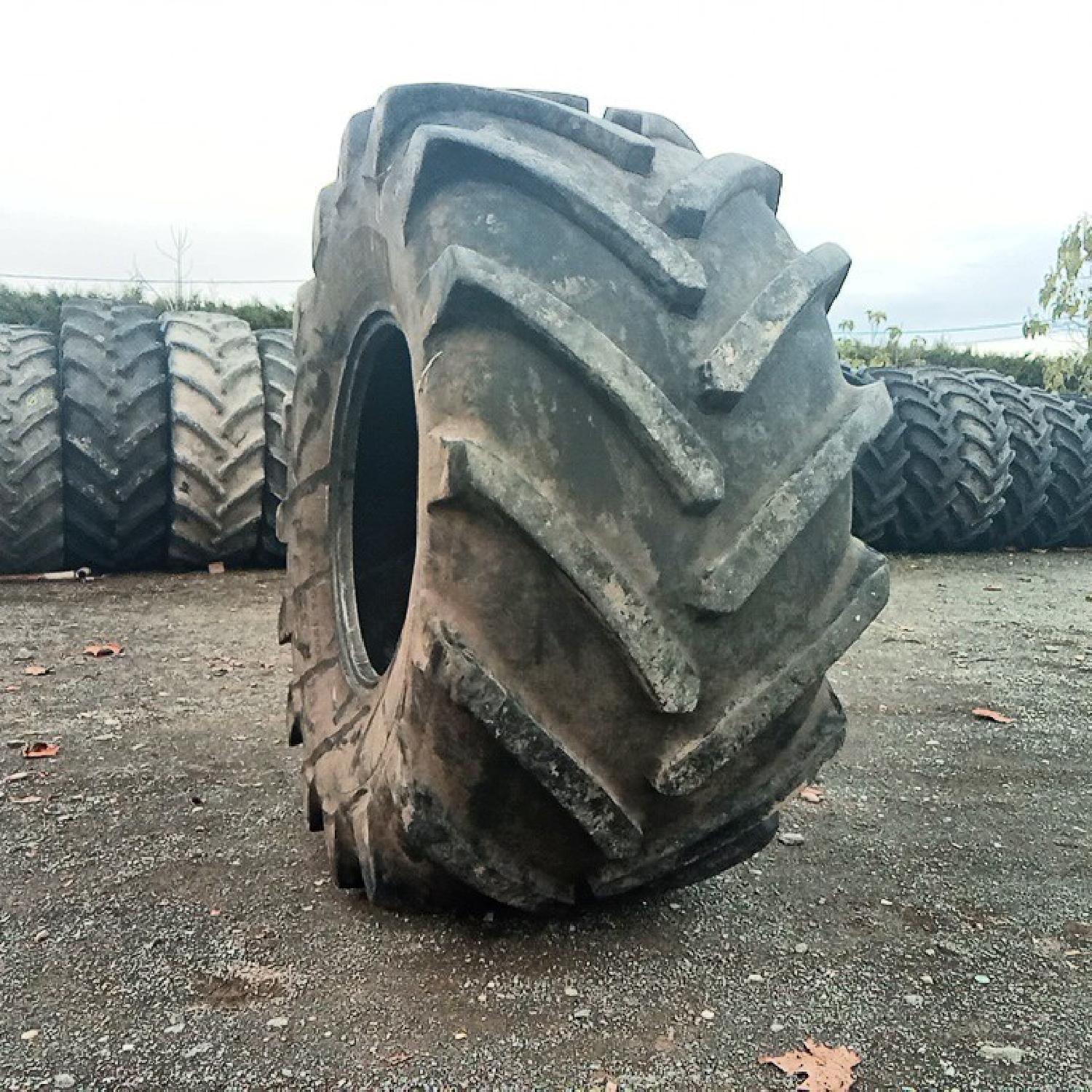  Cauciucuri 900/60R32 Michelin