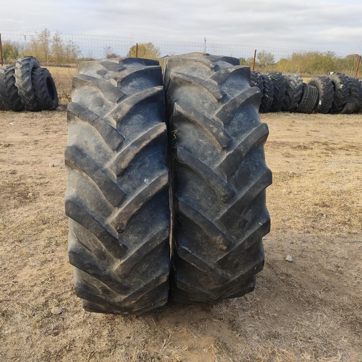  Cauciucuri 14.9-28 (380/85R28) Vredestein