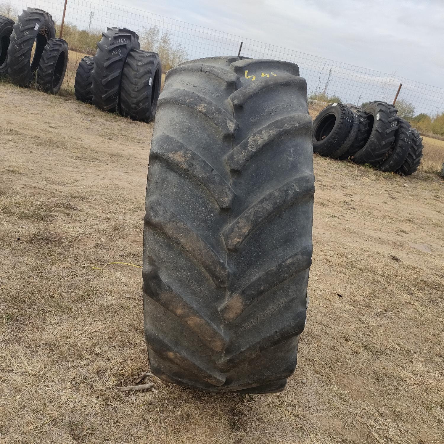  Cauciucuri 420/65R24 Goodyear