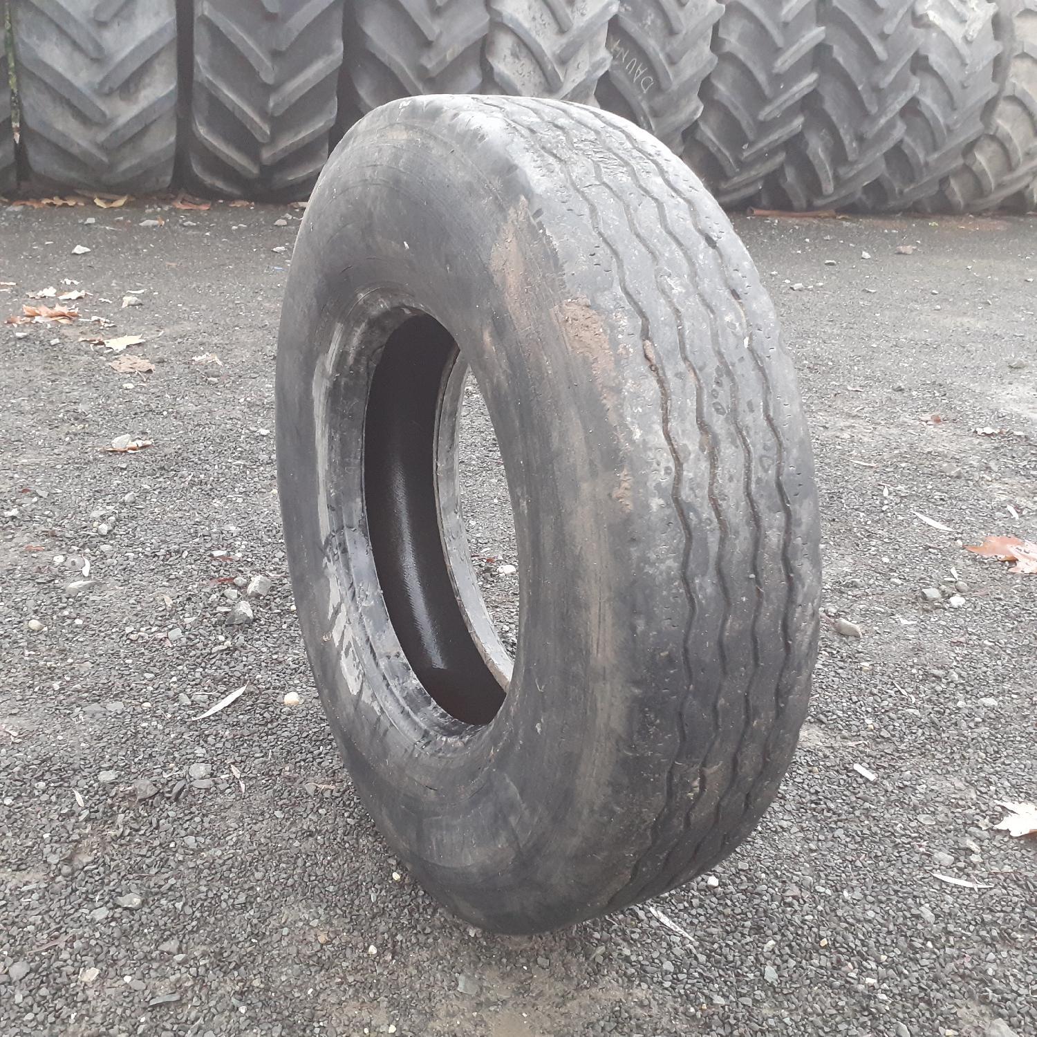  Cauciucuri 9.5R17.5 Michelin
