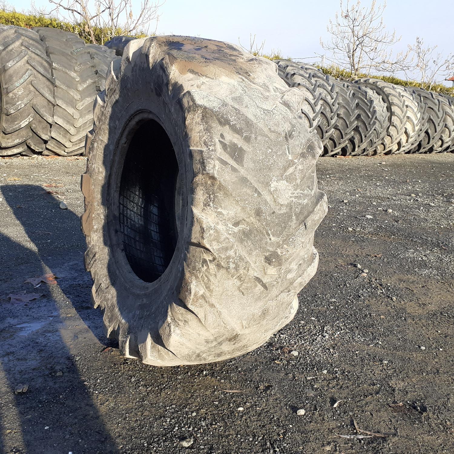  Cauciucuri 380/75R20 Michelin