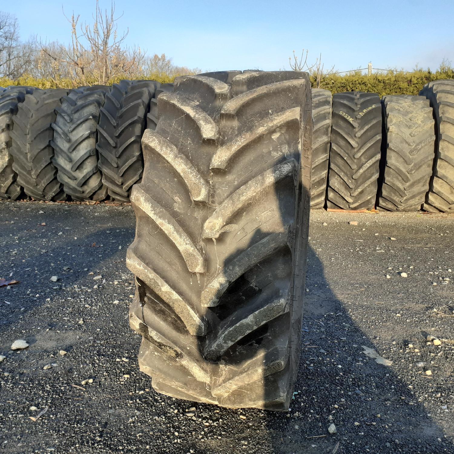  Cauciucuri 440/65R24  Bkt
