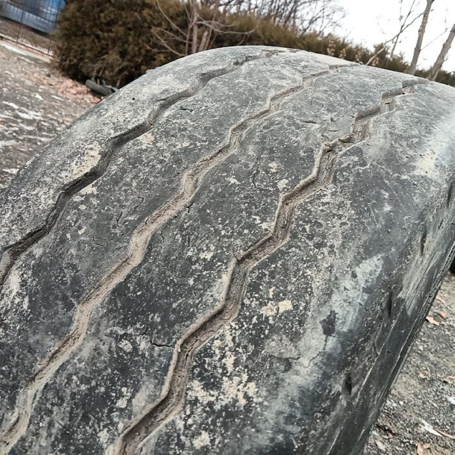  Cauciucuri 235/75R17.5 Pirelli