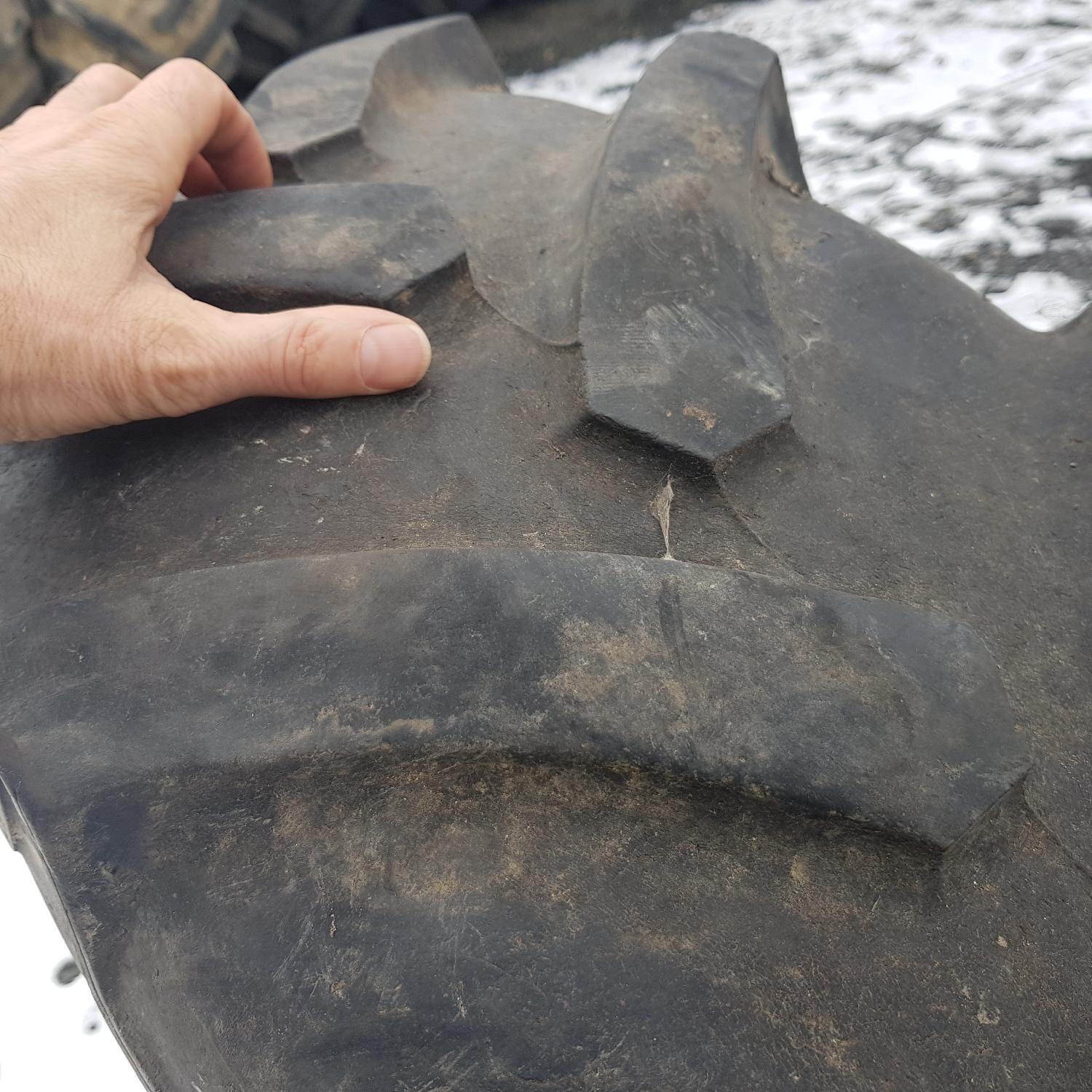  Cauciucuri 340/85R24 (13.6R24) Mitas