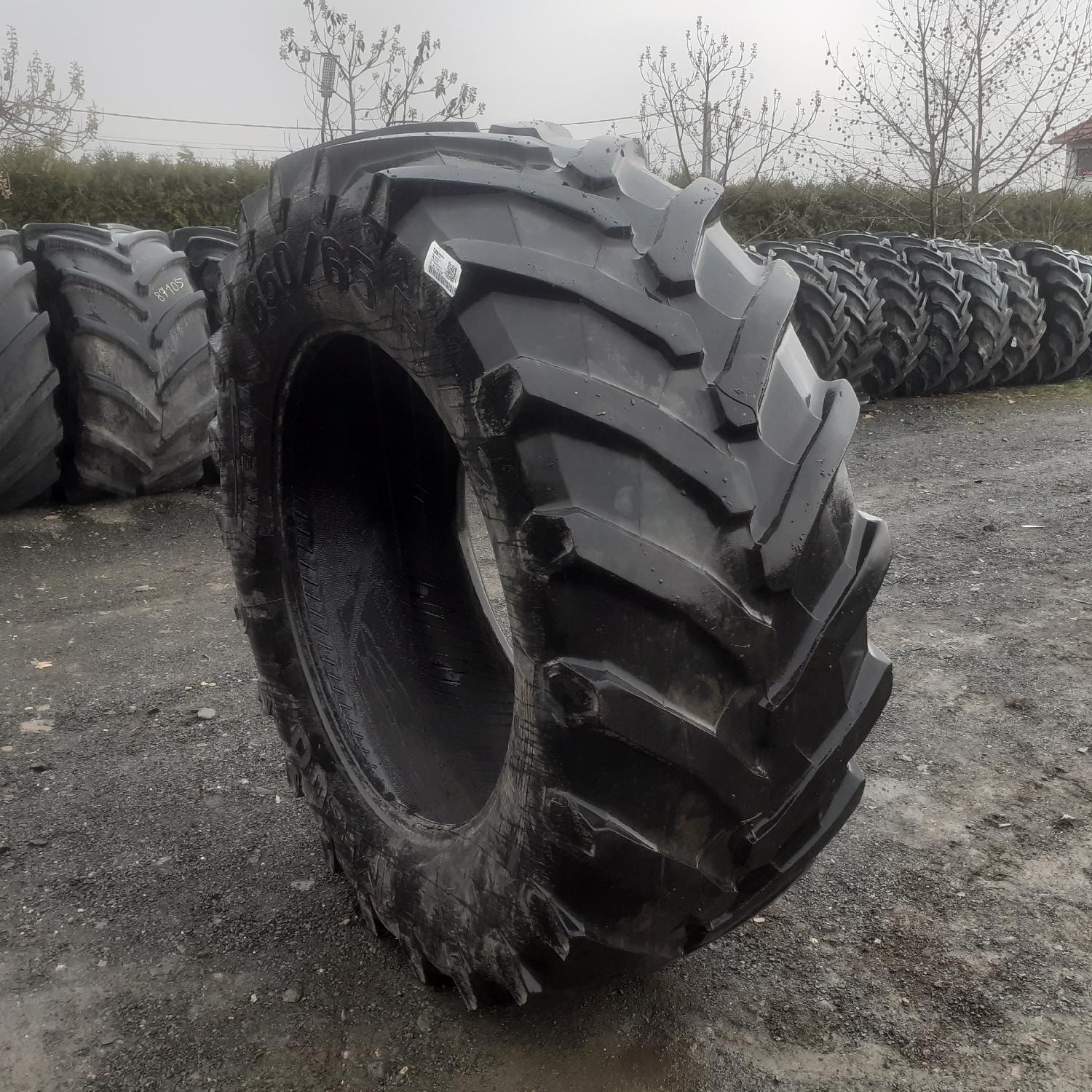  Cauciucuri 650/65R42 Pirelli