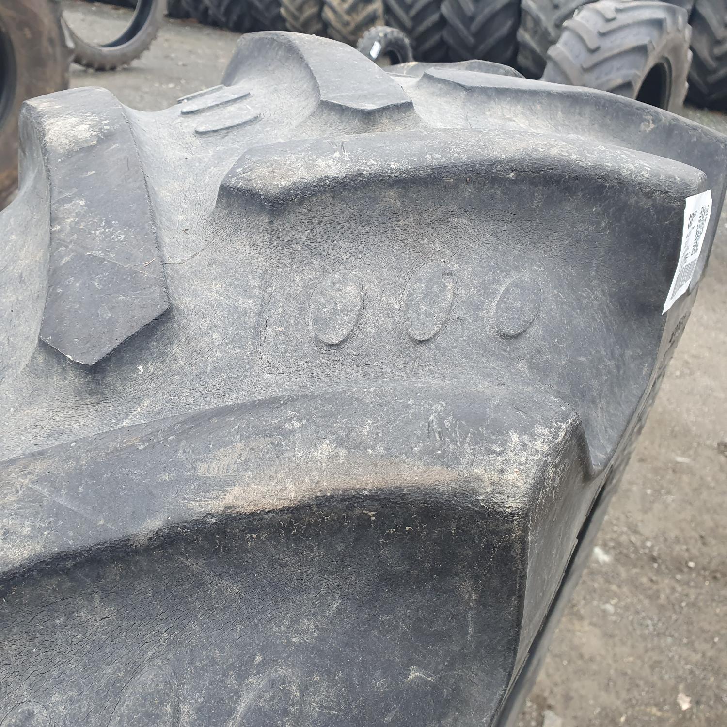  Cauciucuri 340/85R24 (13.6R24) Bkt