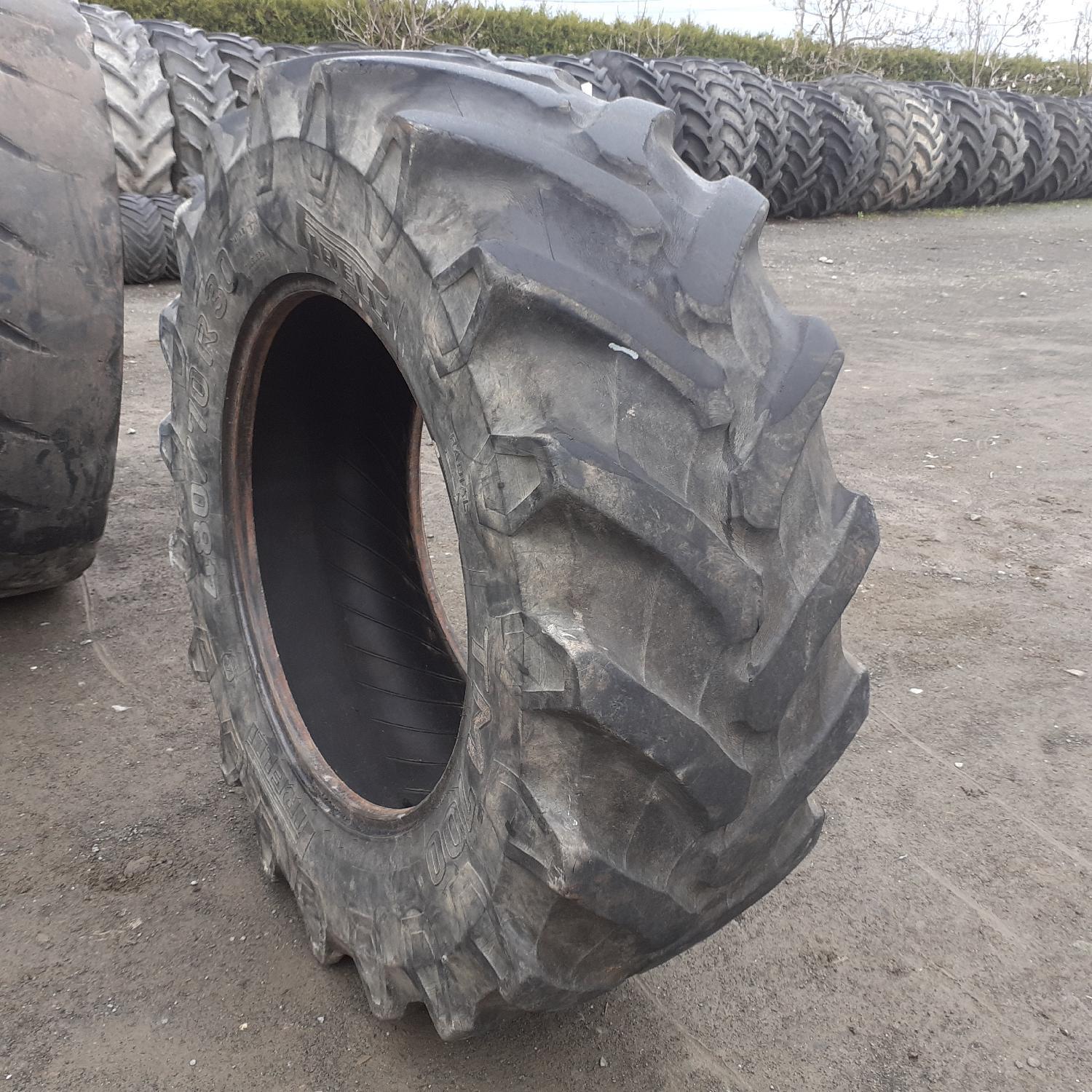  Cauciucuri 480/70R30 Pirelli