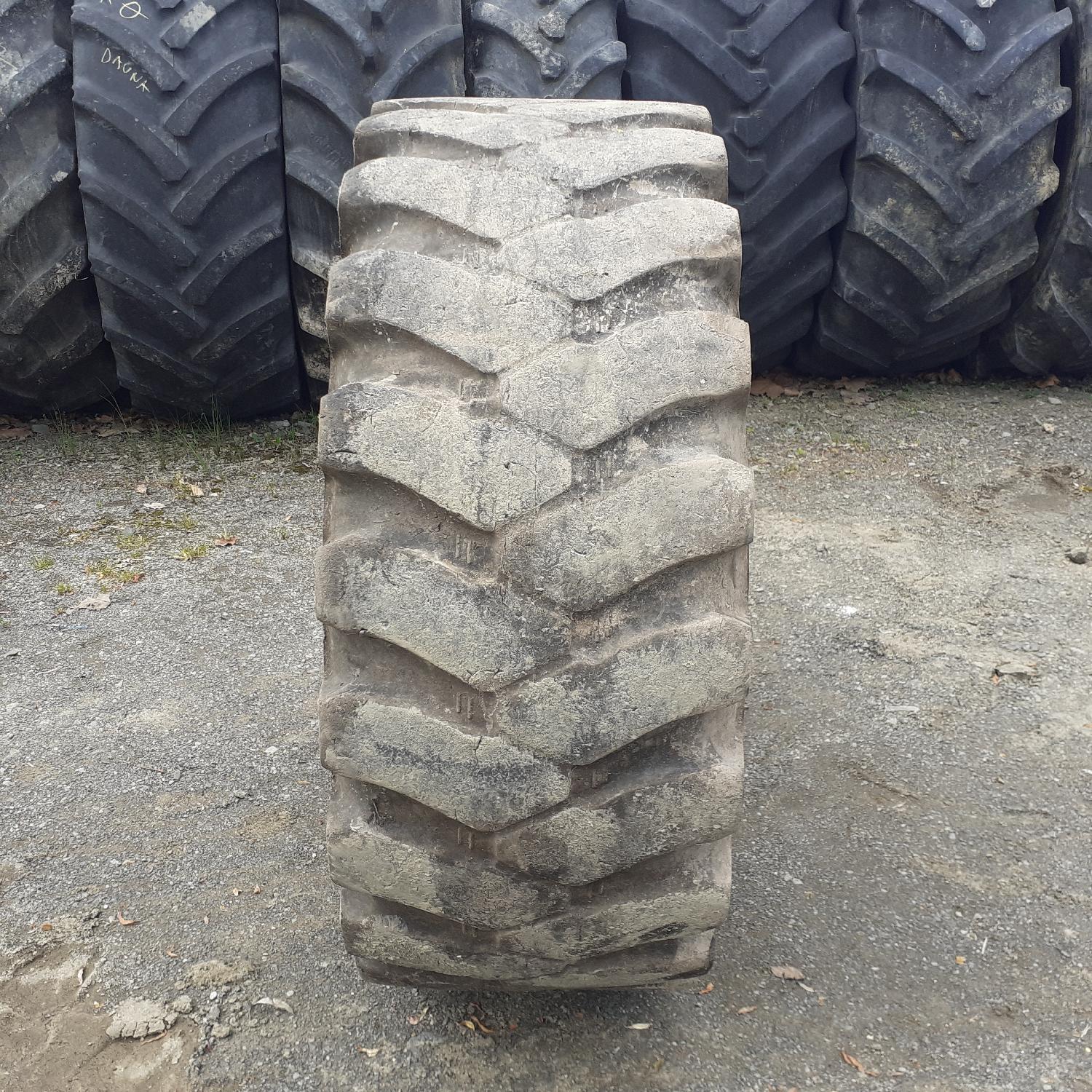  Cauciucuri 400/70-24 Mitas