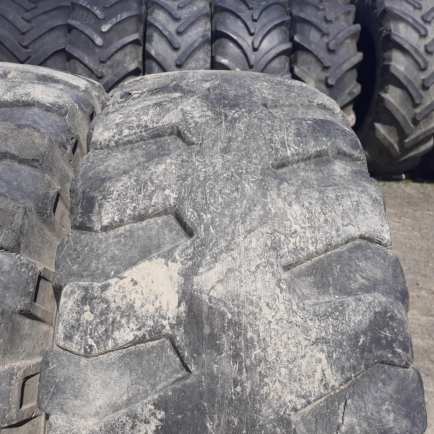  Cauciucuri 335/80R18 Michelin