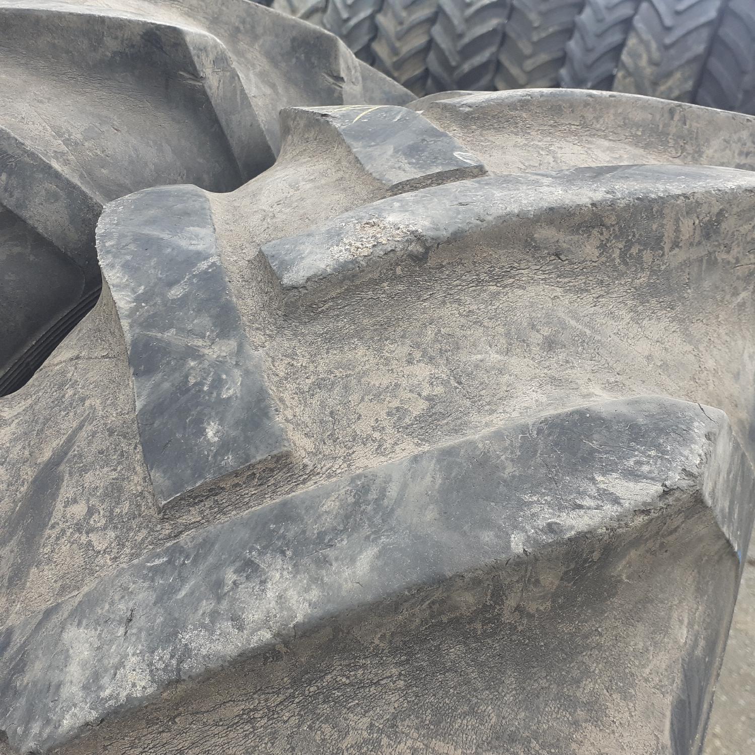  Cauciucuri 14.9-28 (380/85R28) Barum