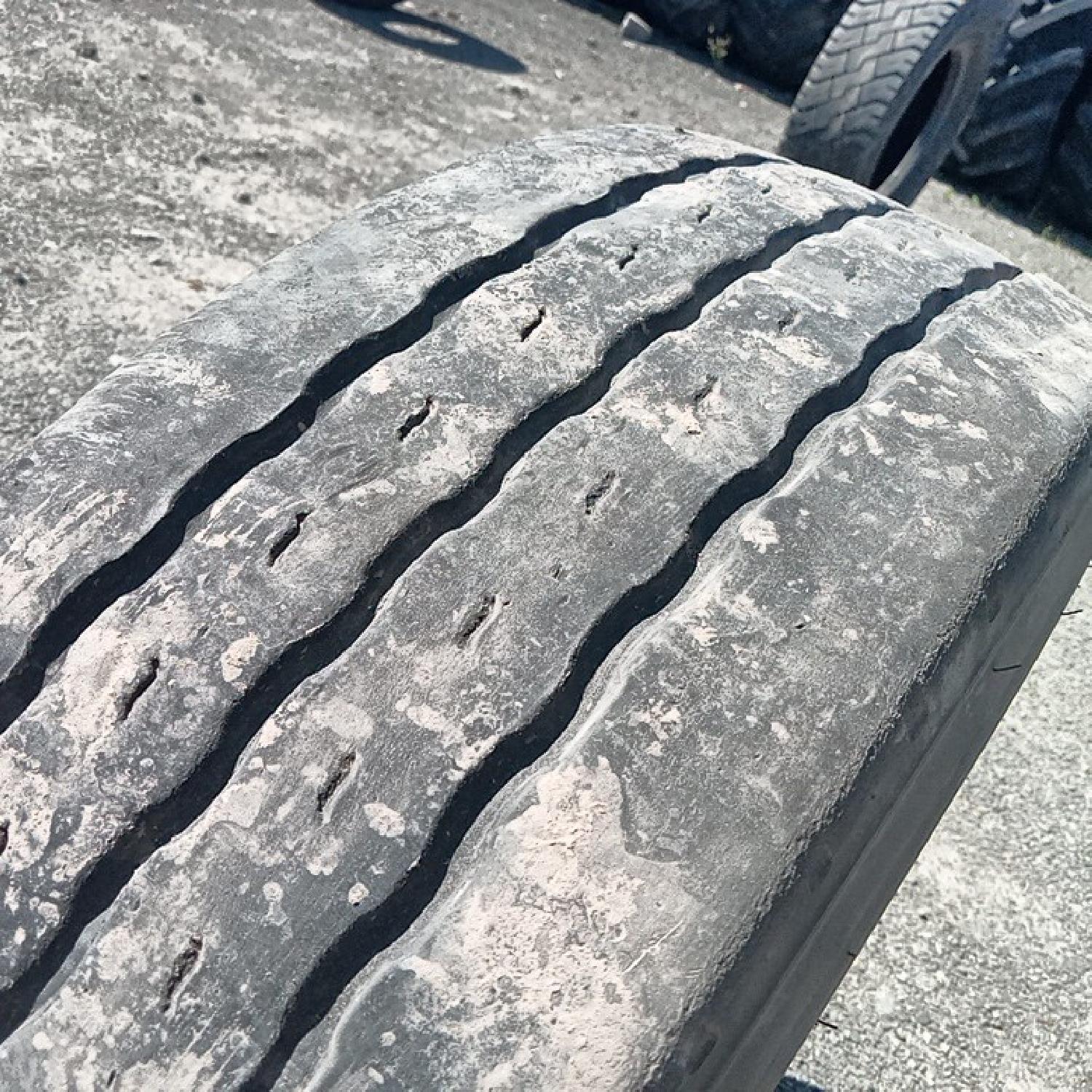  Cauciucuri 215/75R17.5 Goodyear