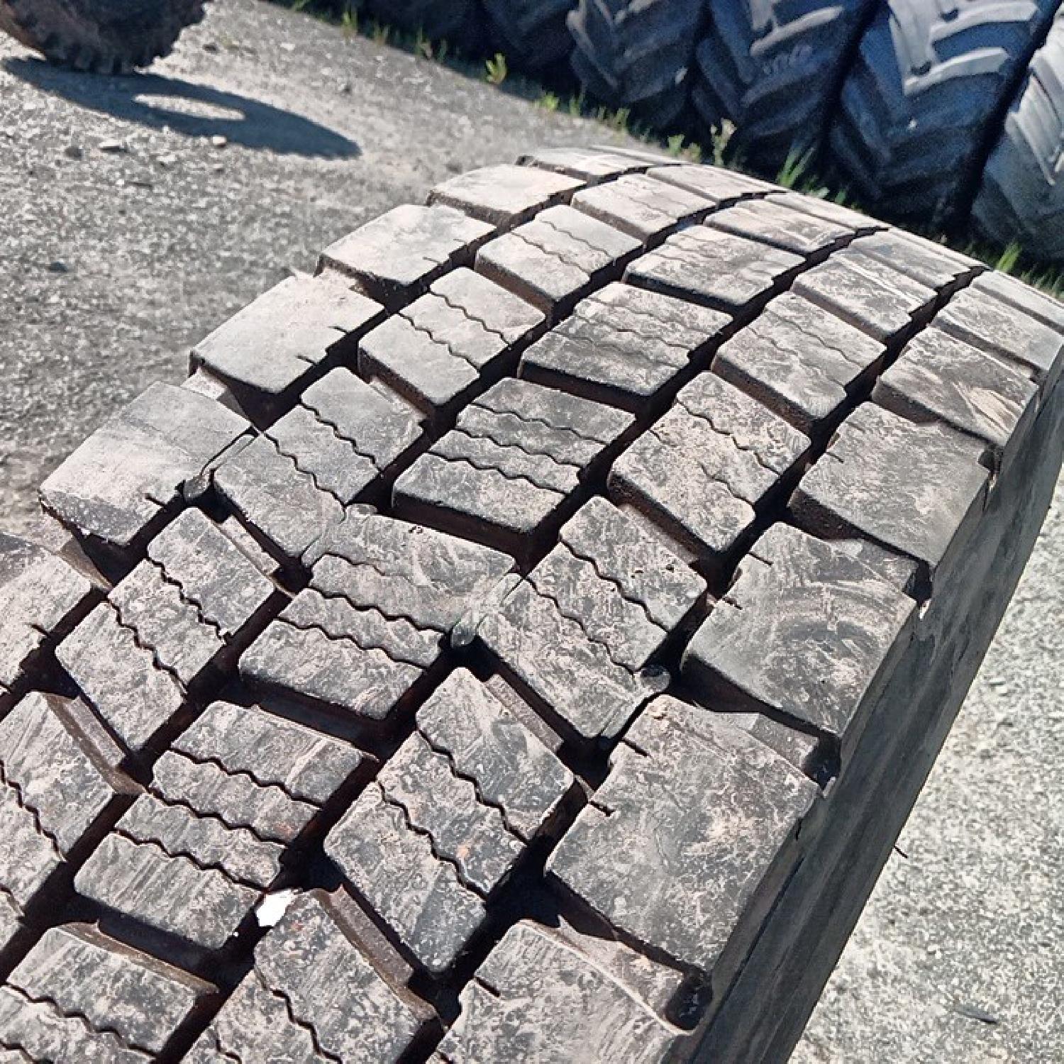  Cauciucuri 215/75R17.5  Goodyear