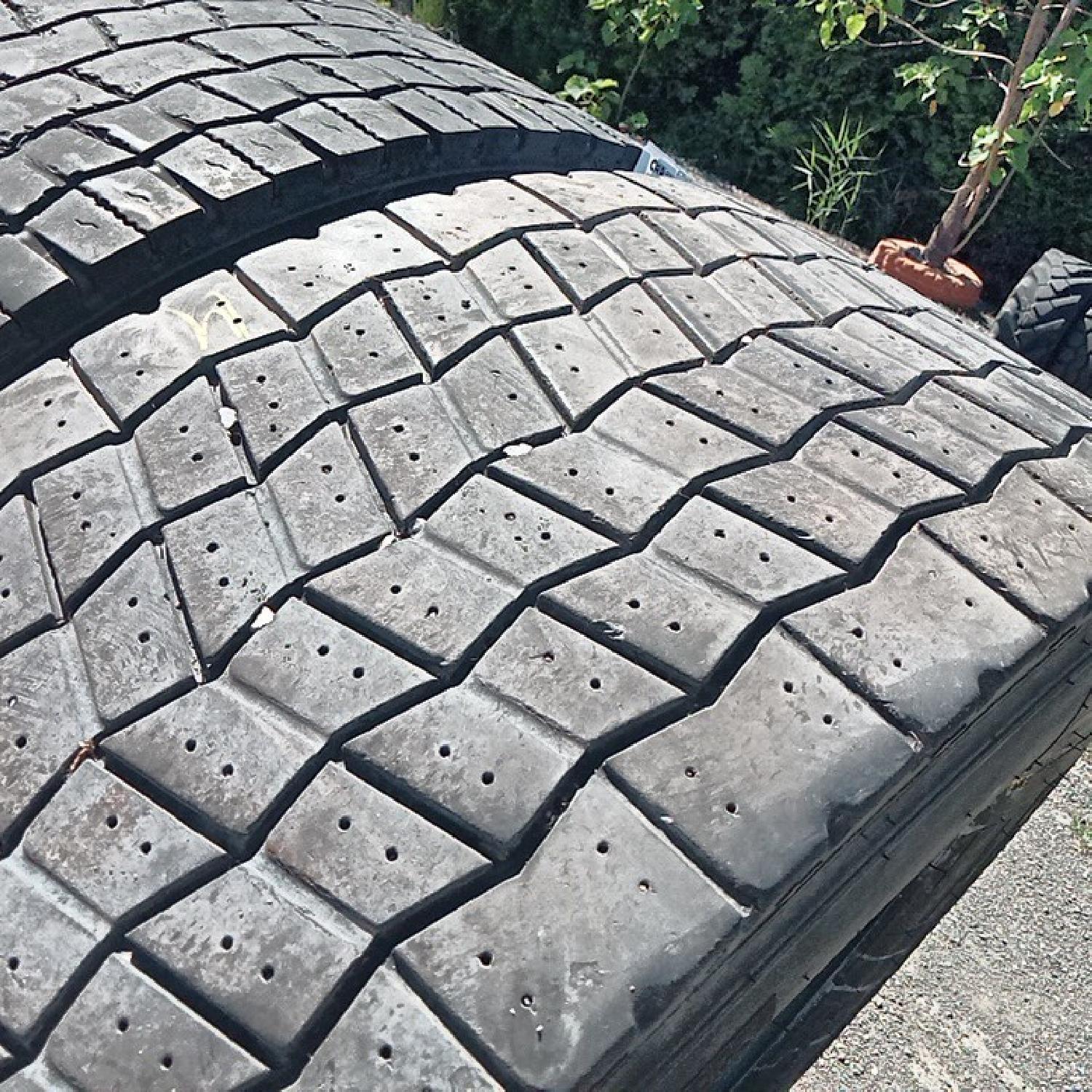  Cauciucuri 315/70R22.5 Michelin