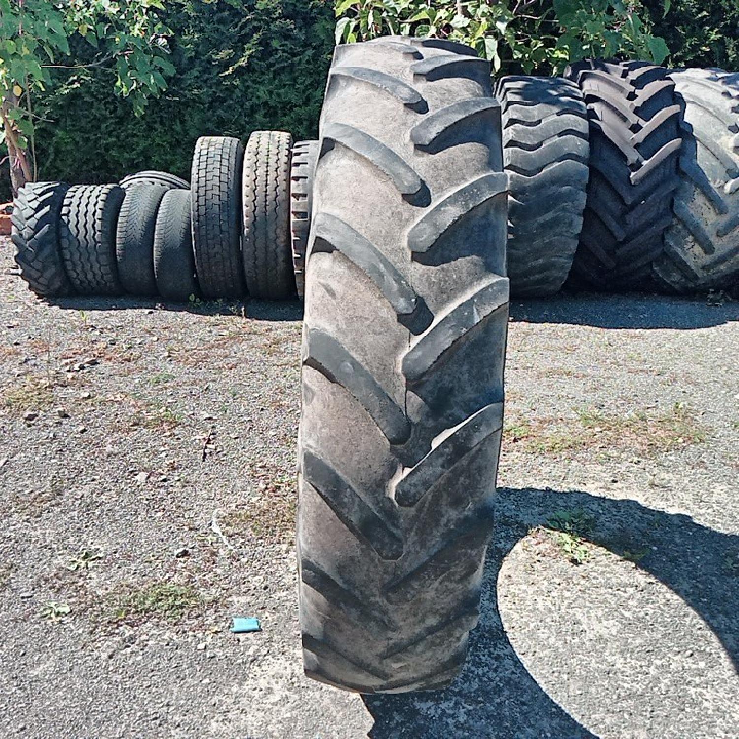  Cauciucuri 12.4R38 Michelin