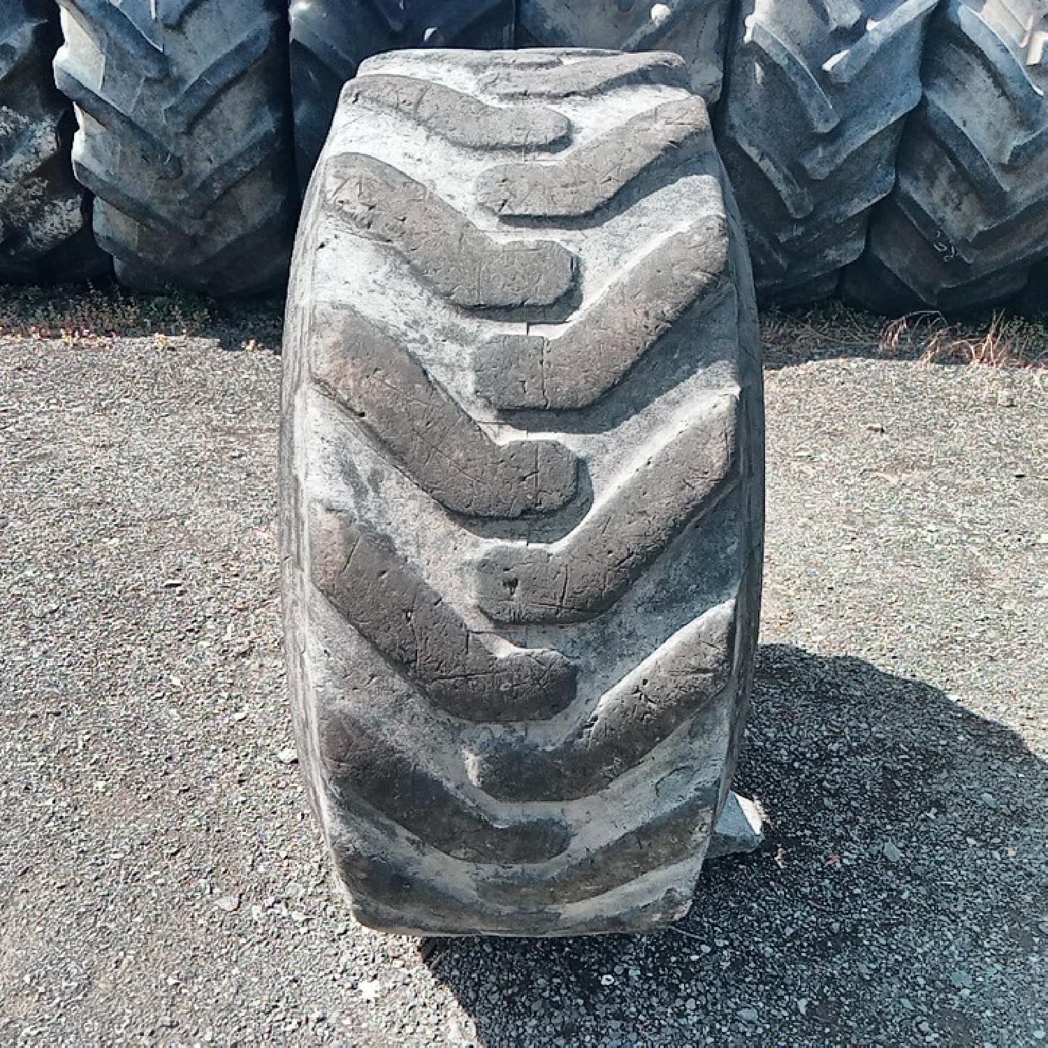  Cauciucuri 340/80-18 Michelin