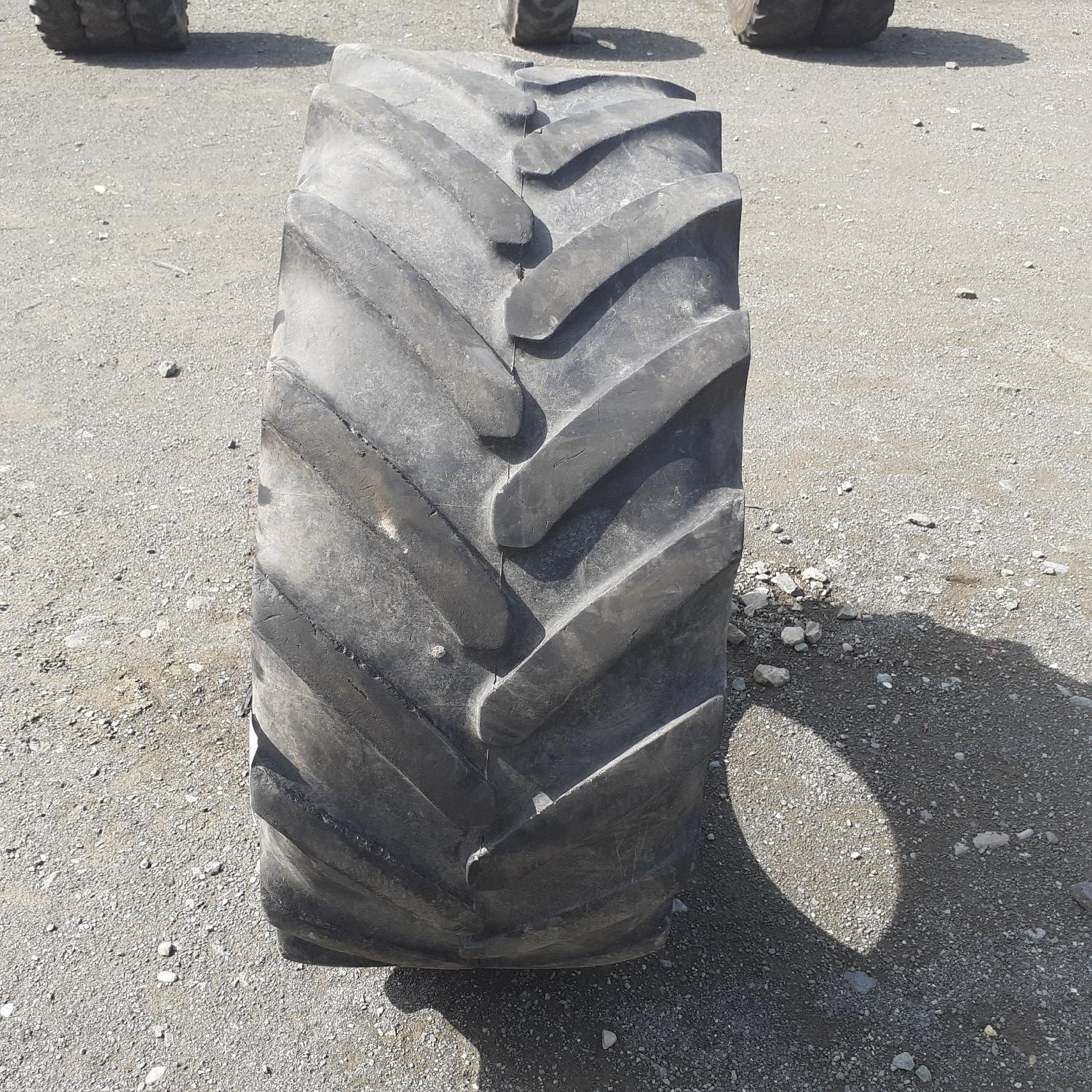  Cauciucuri 440/65R24 Michelin