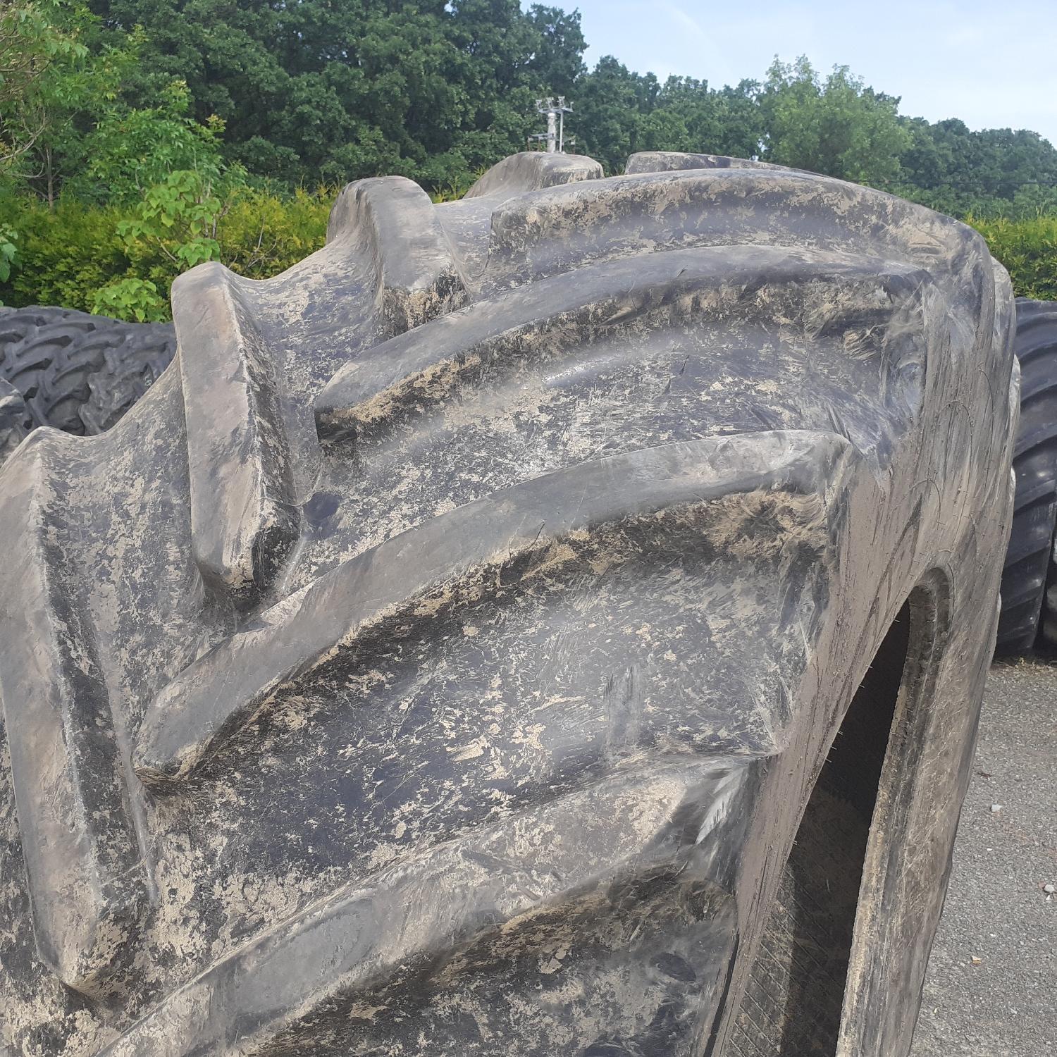  Cauciucuri 900/60R38 Michelin