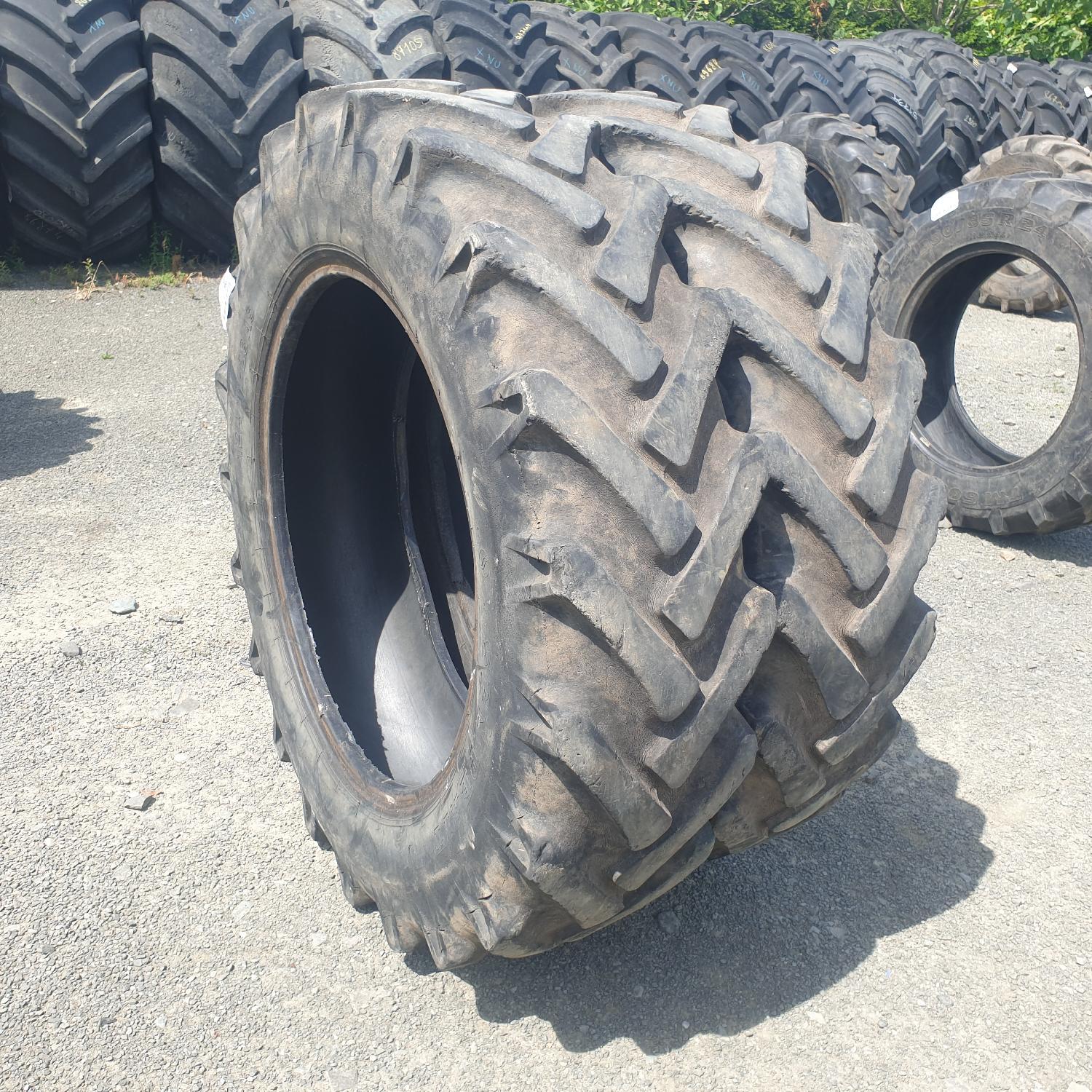  Cauciucuri 12.4-28 (320/85R28) Semperit