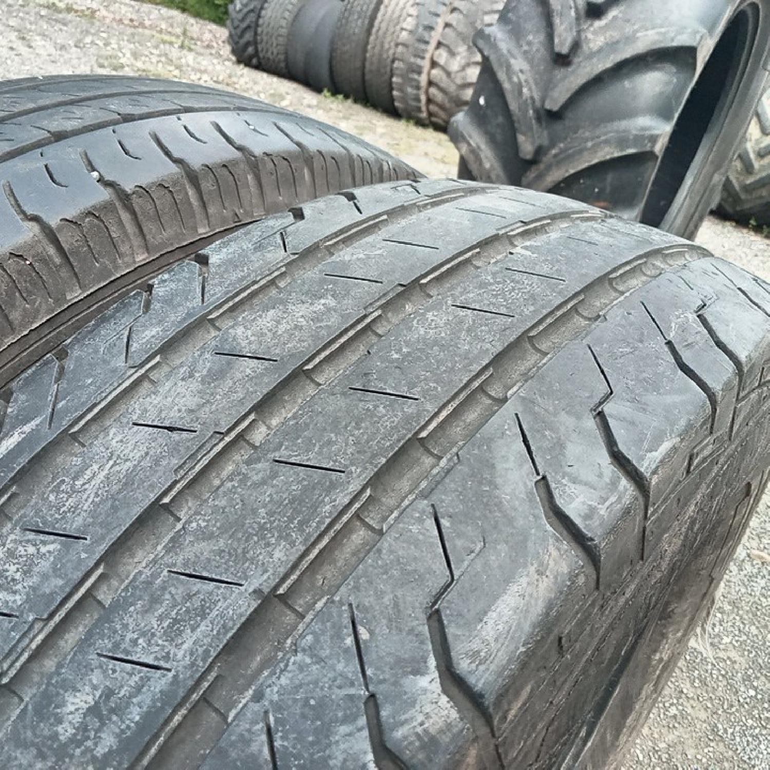  Cauciucuri 215/75R16C Continental