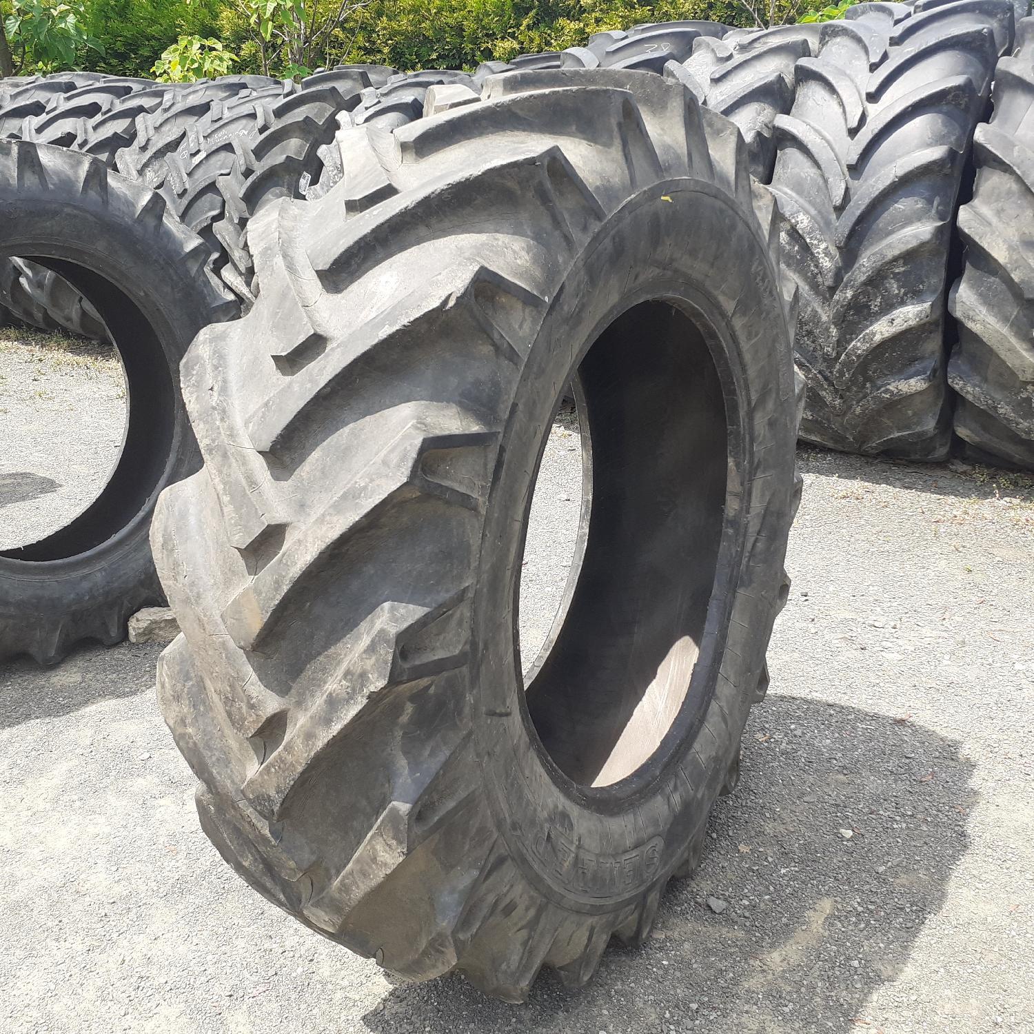  Cauciucuri 14.9-28 (380/85R28) Semperit