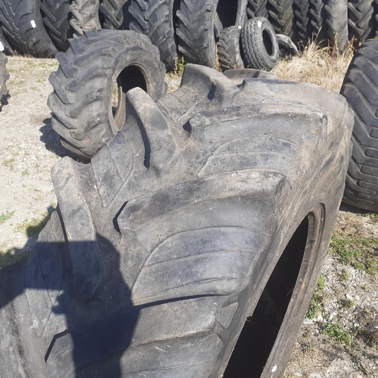  Cauciucuri 14.9R28 (380/85R28) Taurus