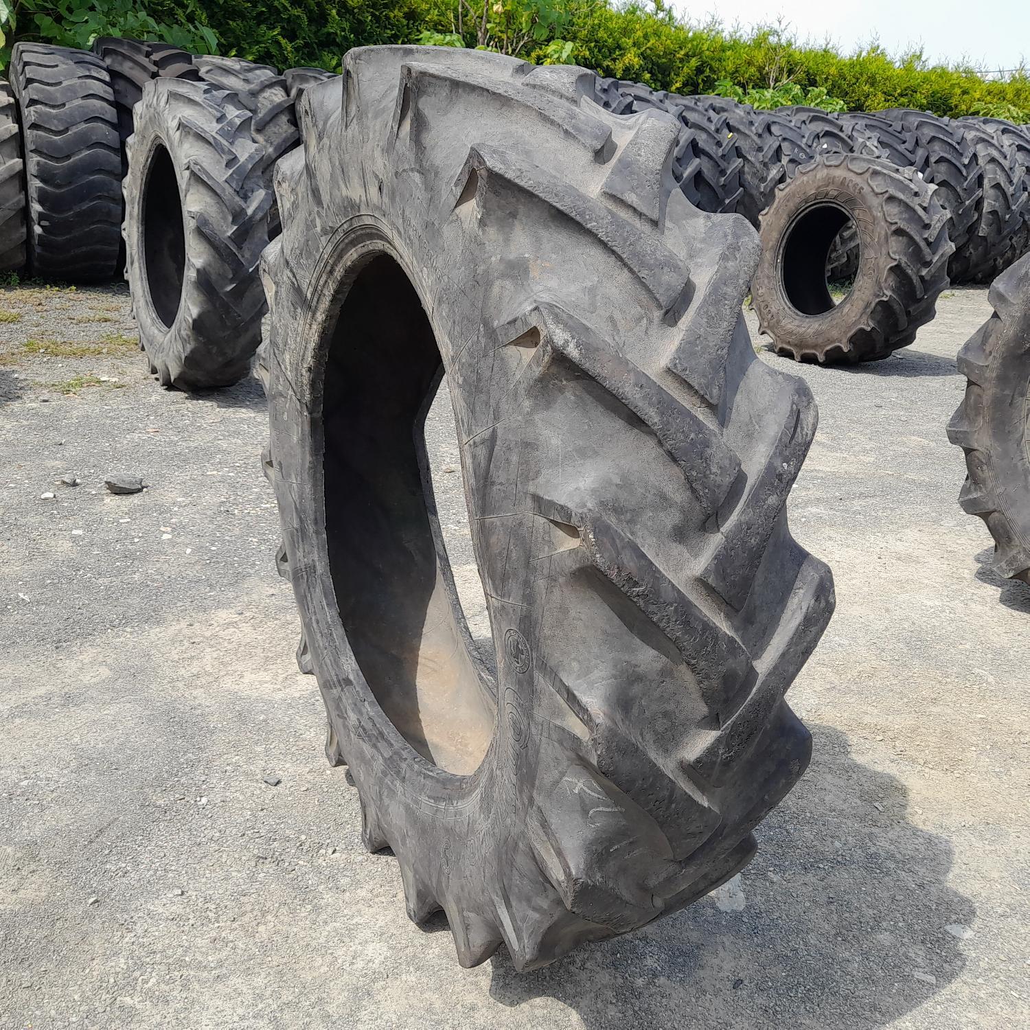  Cauciucuri 12.4-28 (320/85R28) Continental